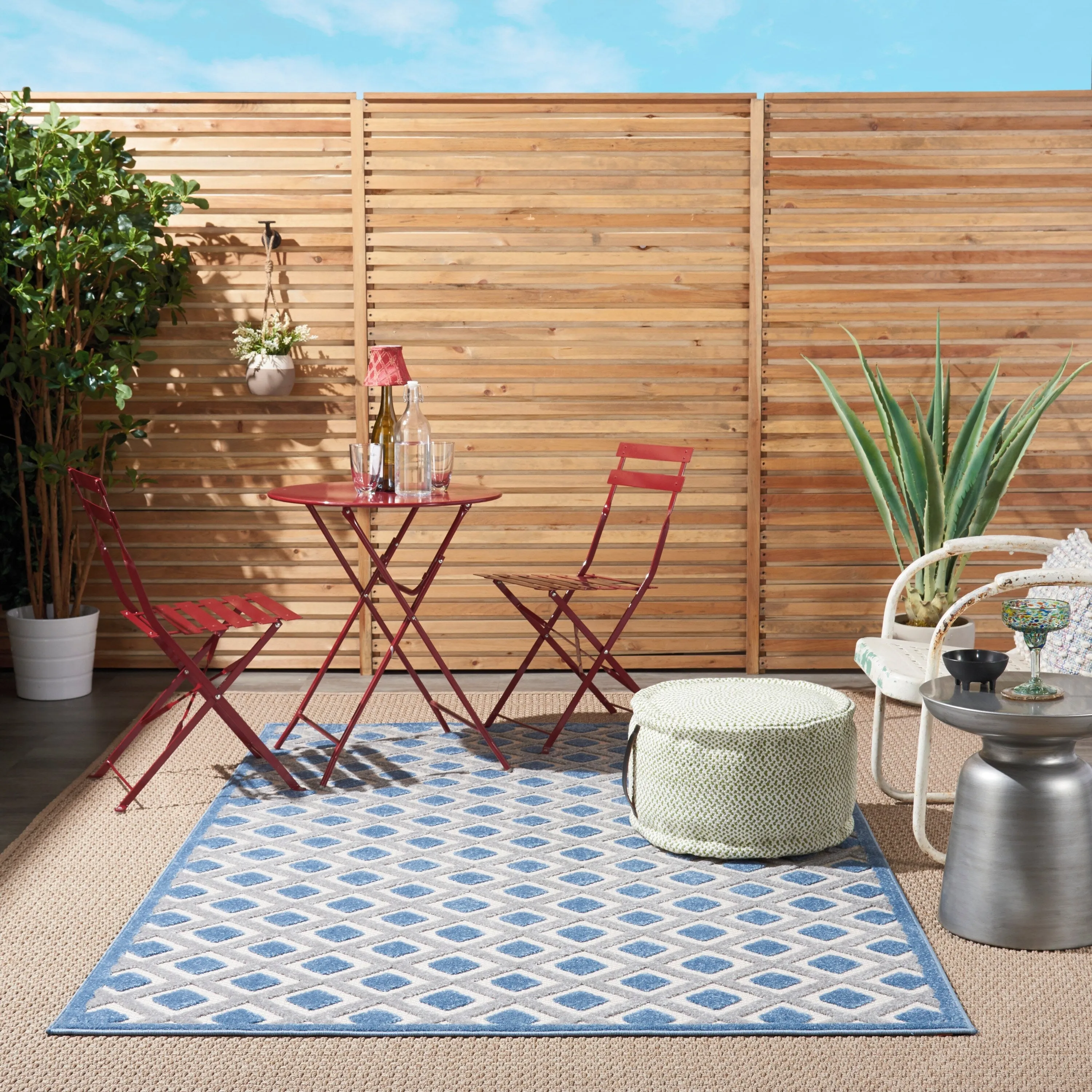 Nourison Aloha Indoor/Outdoor Modern Geometric Diamond Area Rug