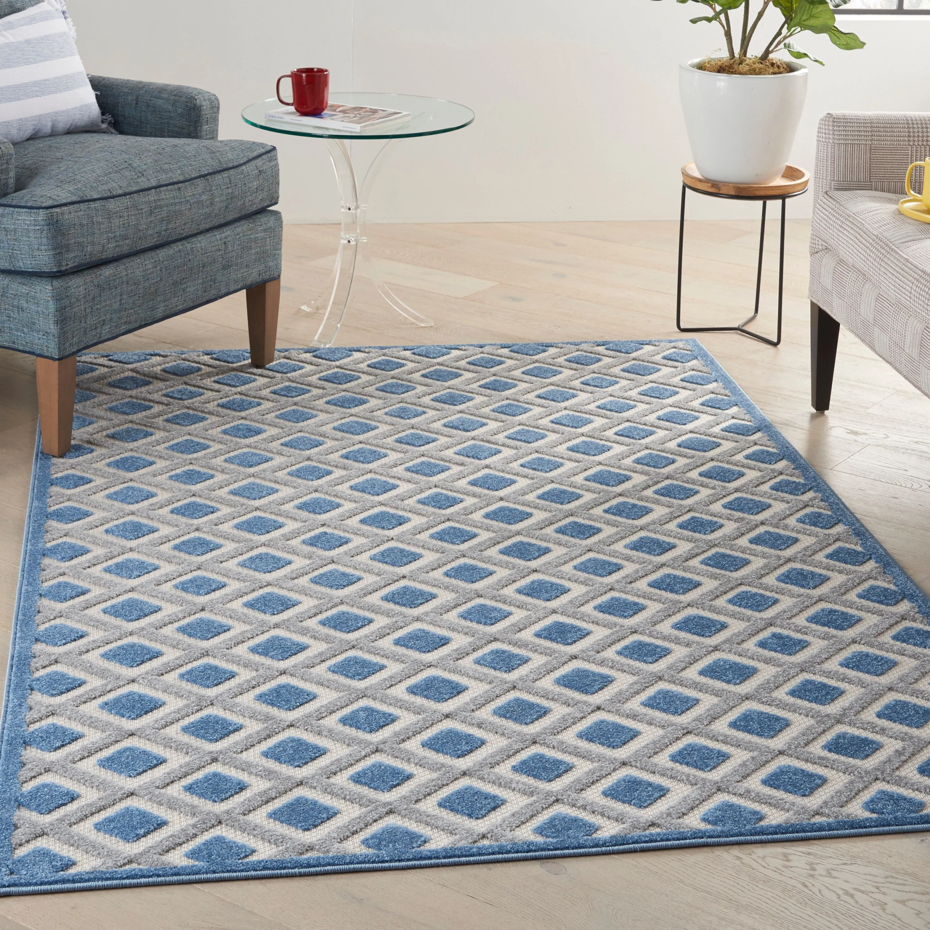 Nourison Aloha Indoor/Outdoor Modern Geometric Diamond Area Rug