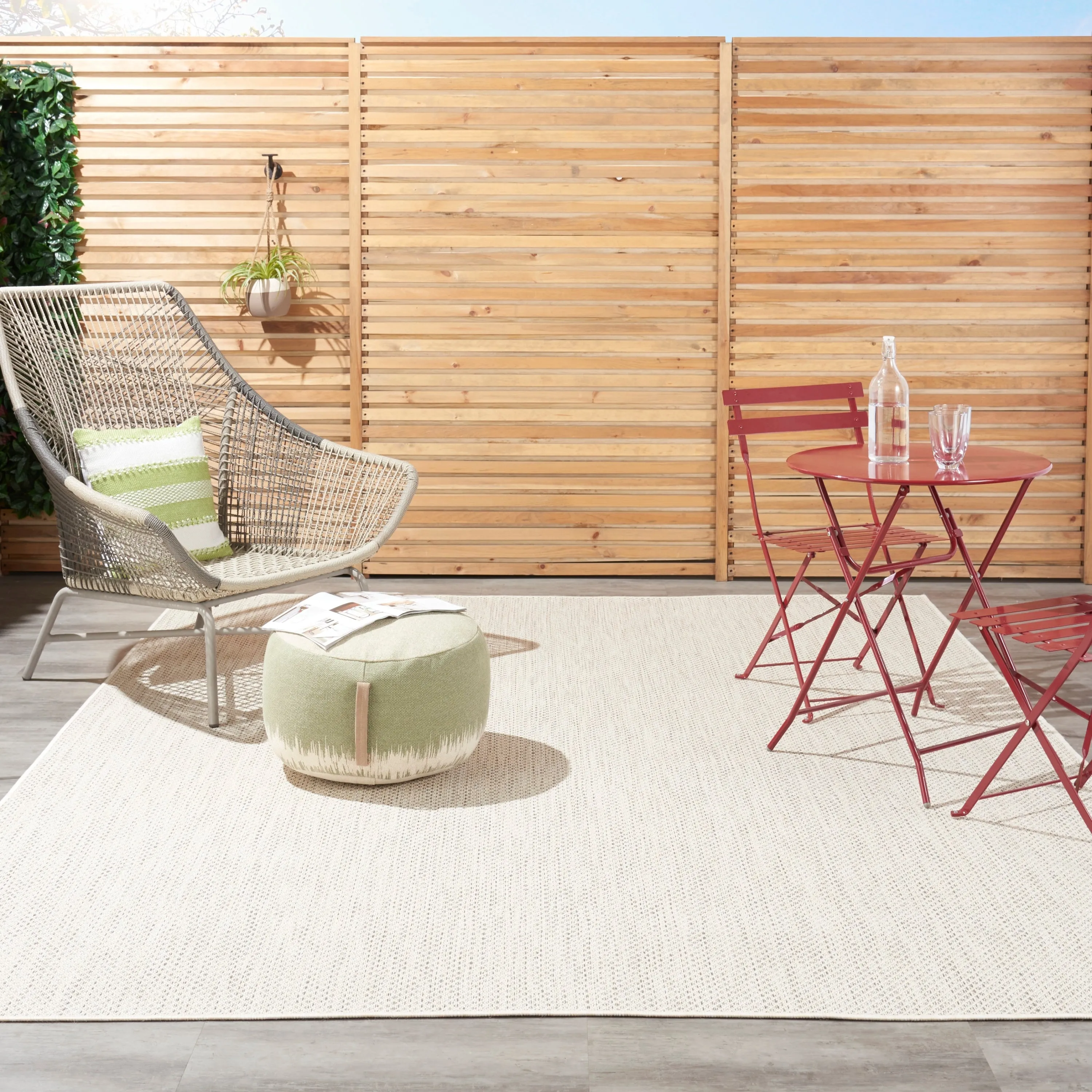 Nourison Courtyard Indoor/Outdoor Modern Geometric Area Rug