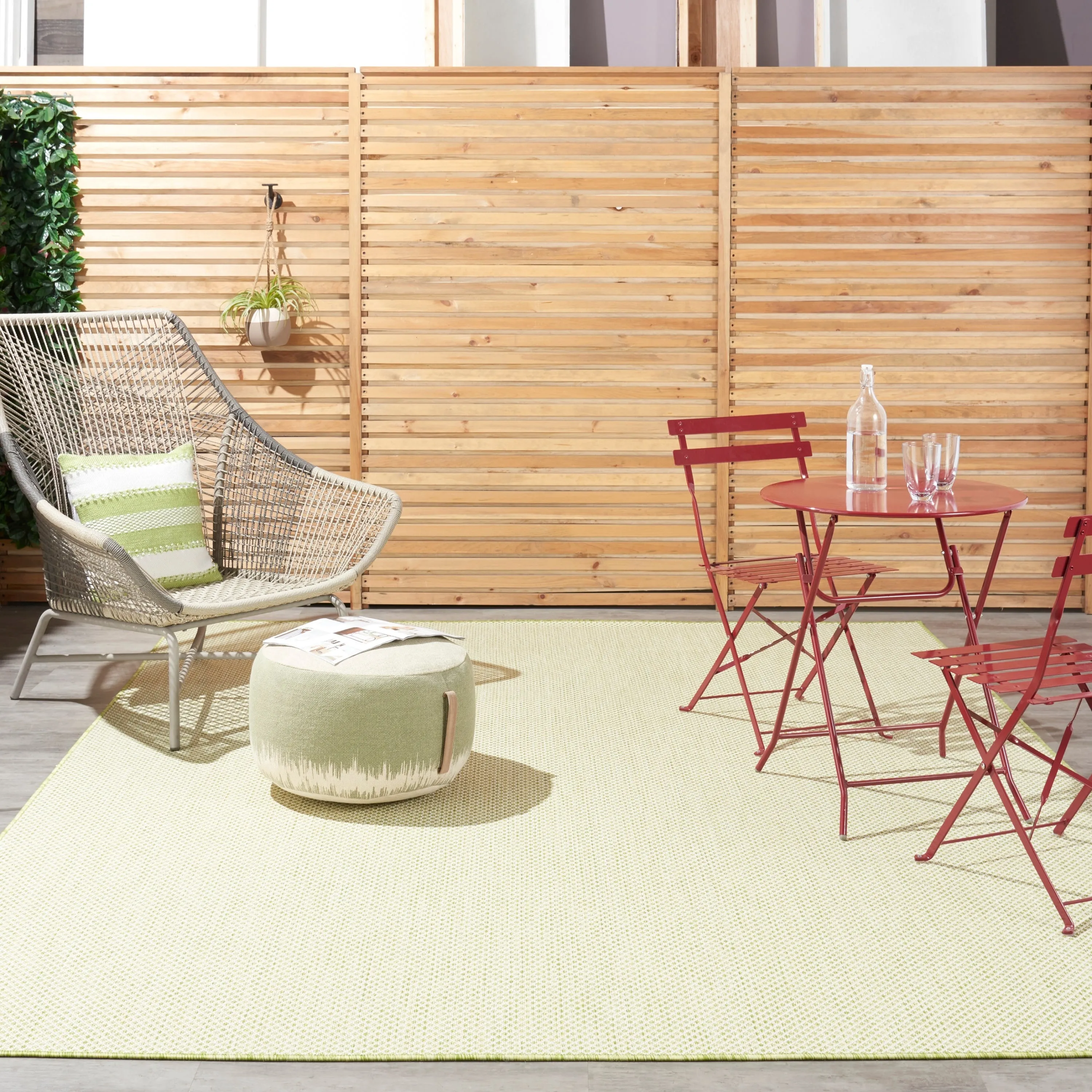 Nourison Courtyard Indoor/Outdoor Modern Geometric Area Rug