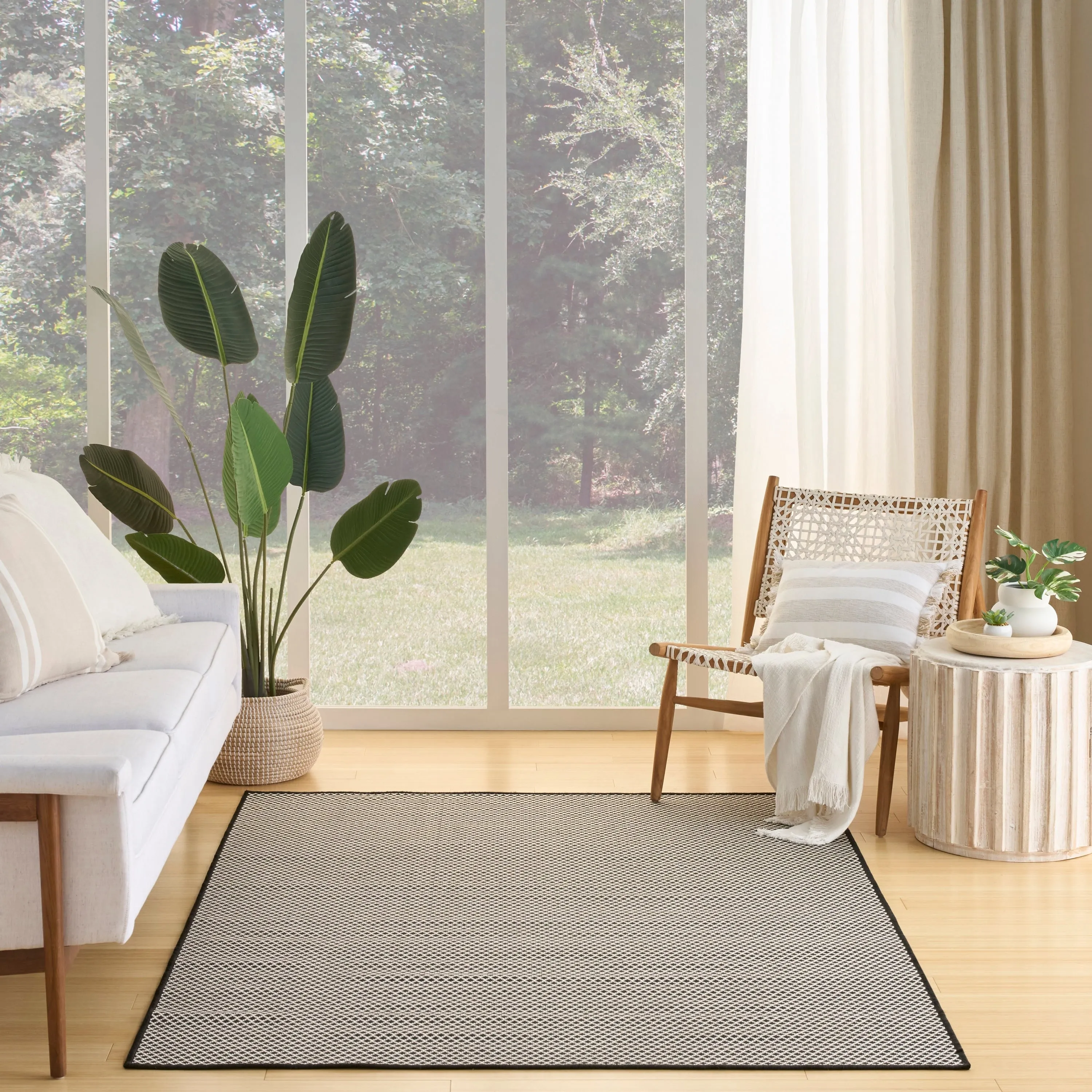 Nourison Courtyard Indoor/Outdoor Modern Geometric Area Rug