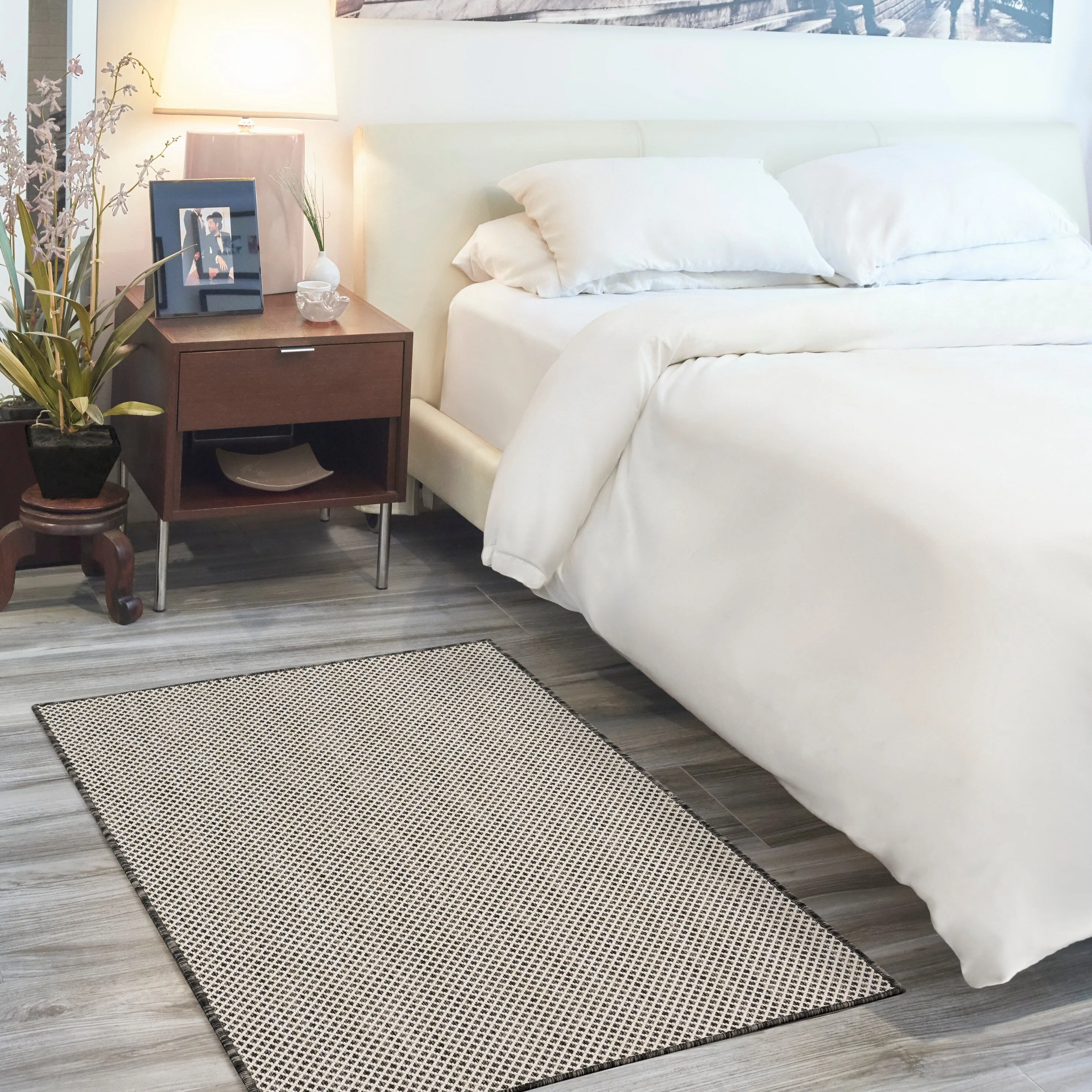 Nourison Courtyard Indoor/Outdoor Modern Geometric Area Rug