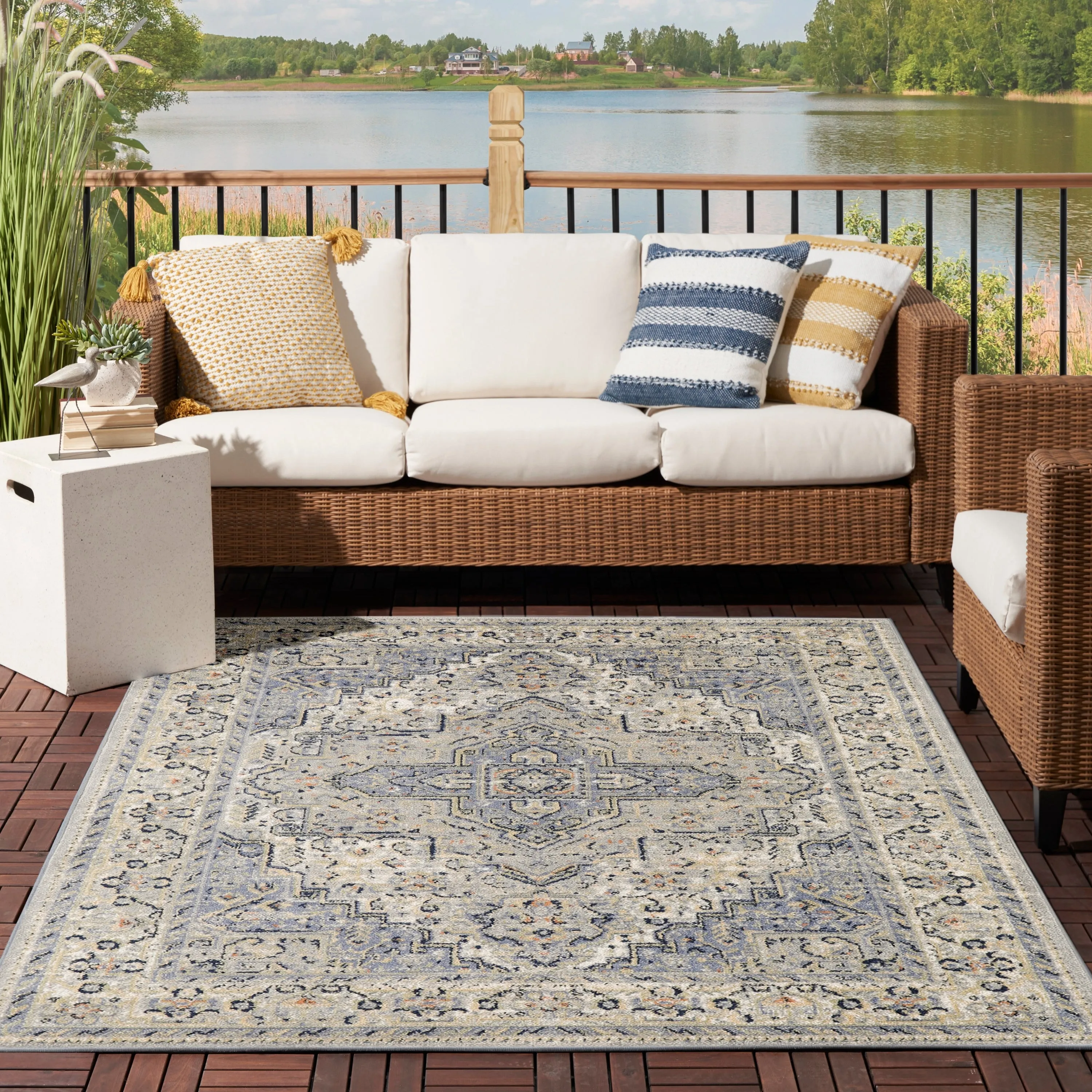 Nourison Essentials Persian Indoor/Outdoor Area Rug
