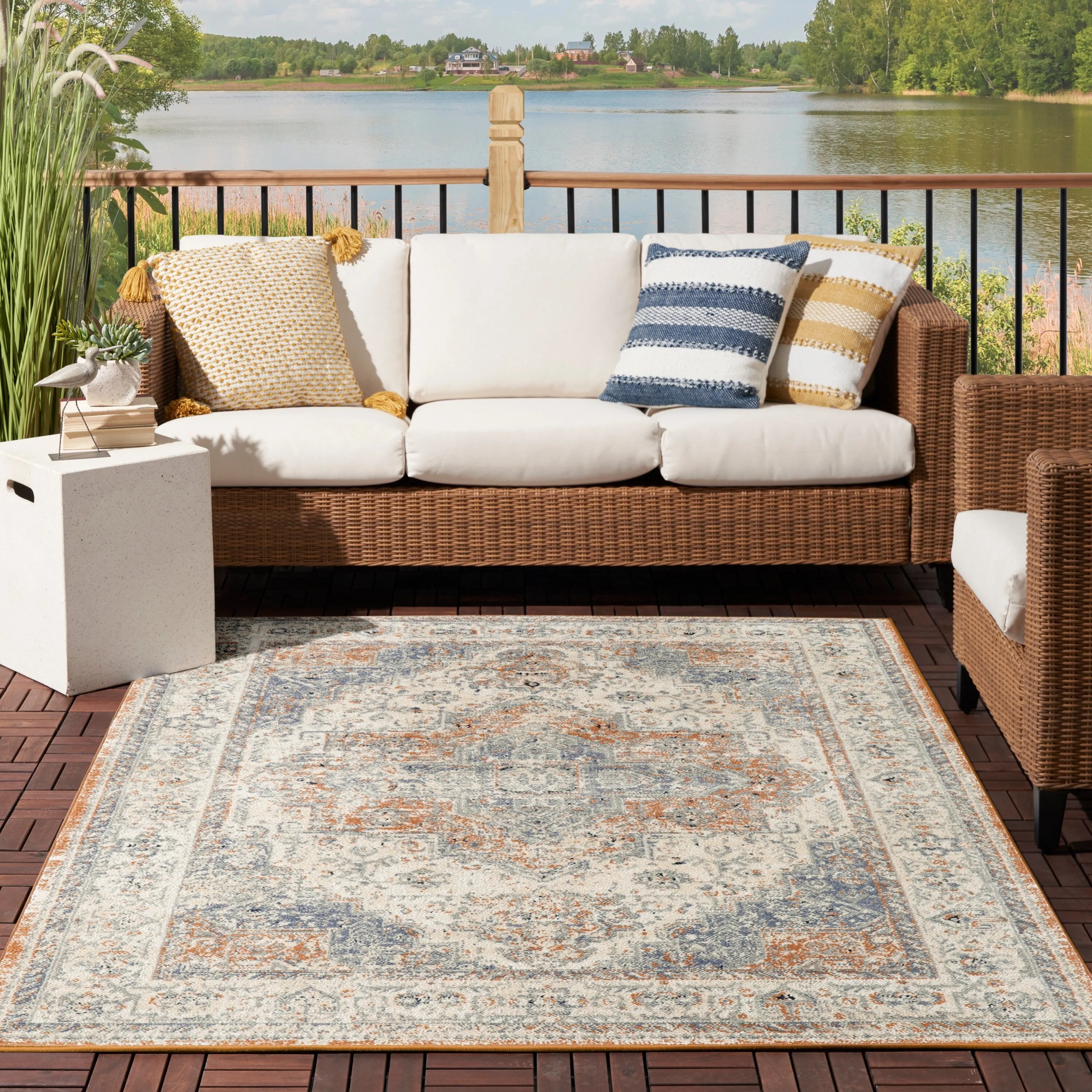 Nourison Essentials Persian Indoor/Outdoor Area Rug