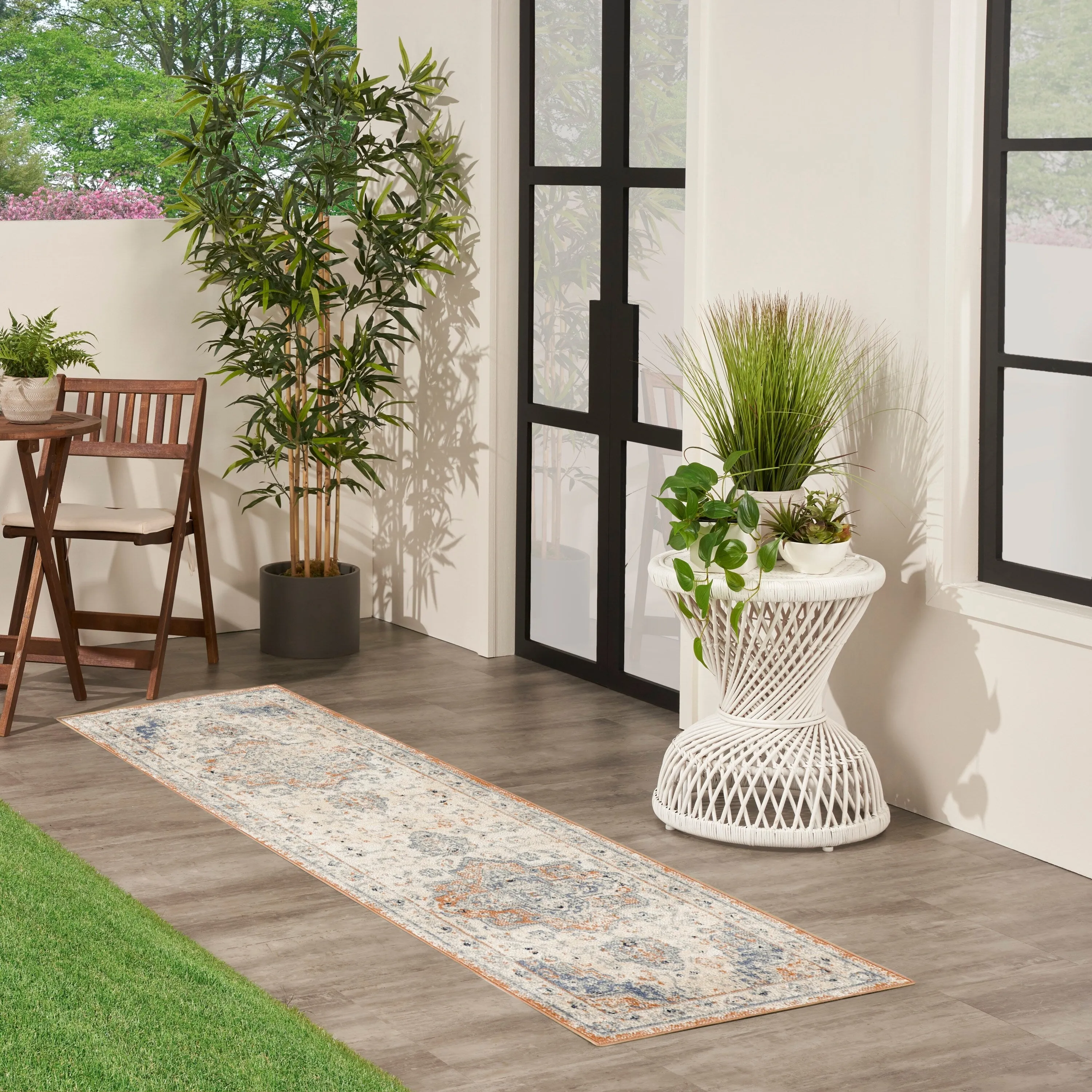 Nourison Essentials Persian Indoor/Outdoor Area Rug