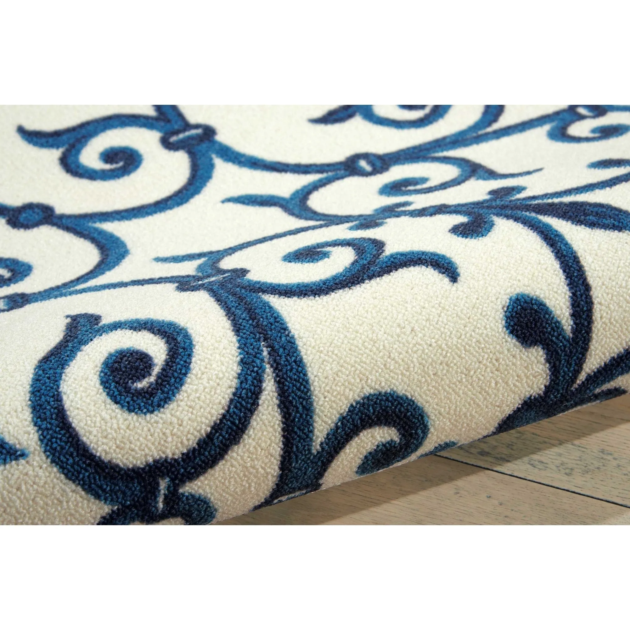 Nourison Geometric Trellis Indoor/ Outdoor Area Rug