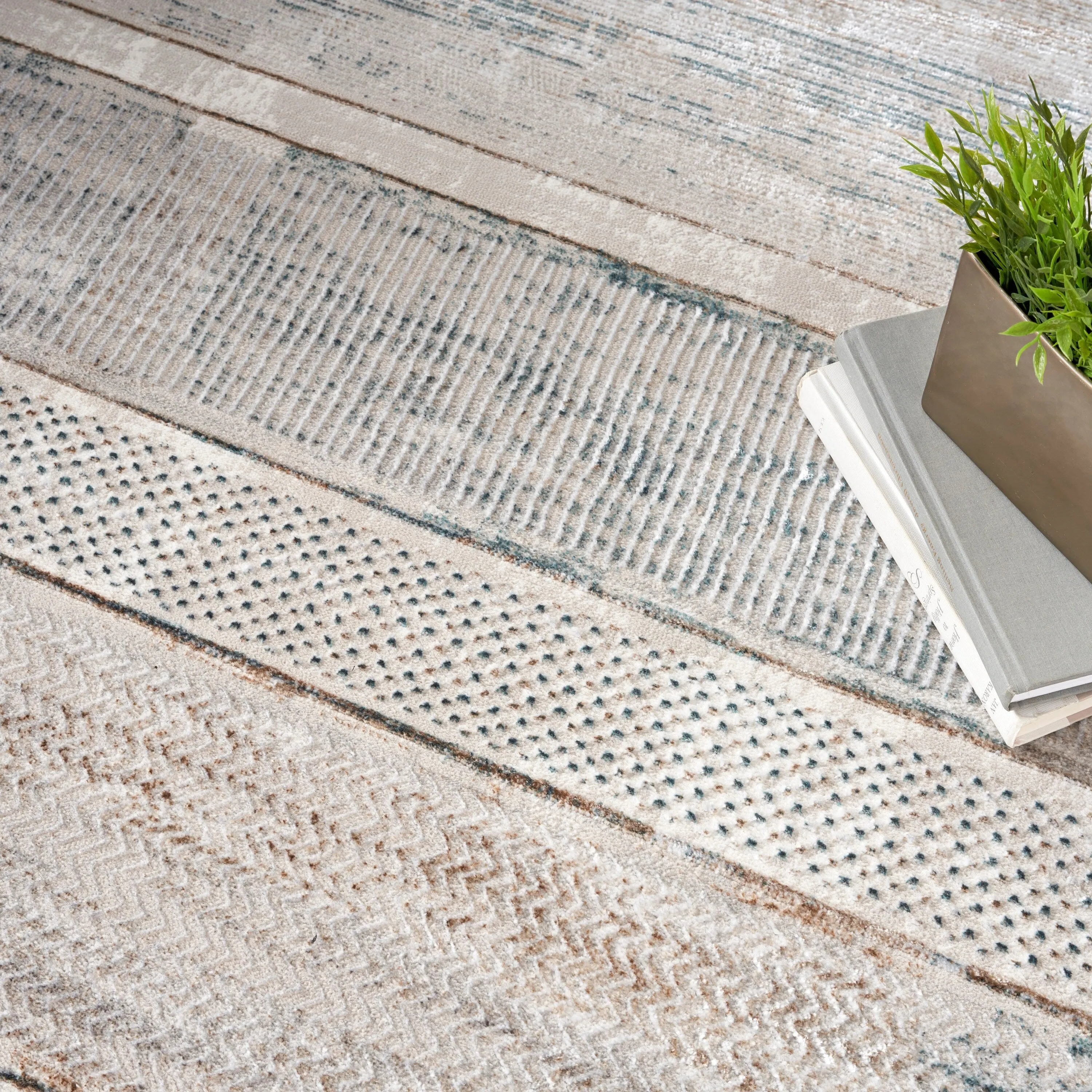 Nourison Glam Indoor Geometric Area Rug