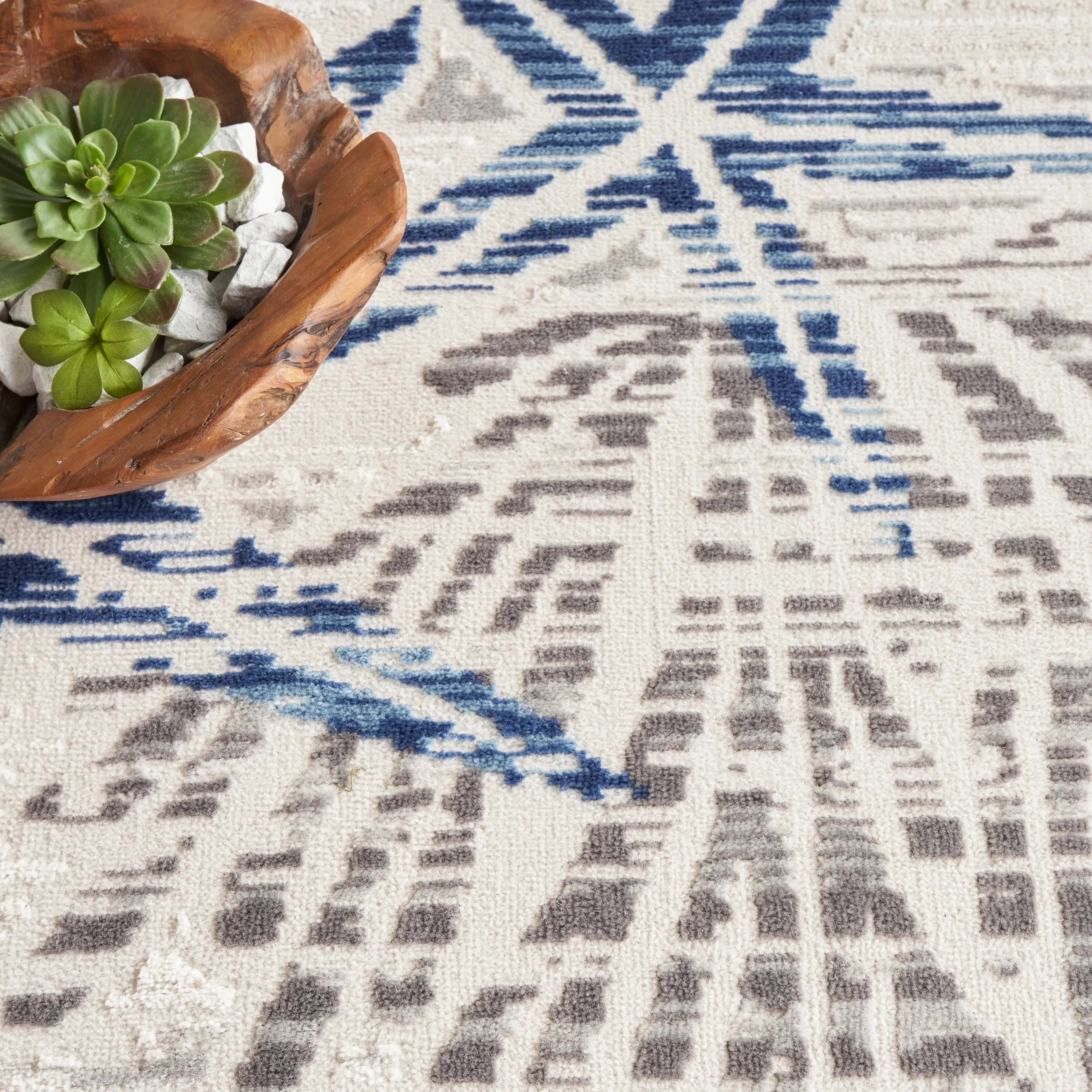 Nourison Pompeii Coastal Beach Shells and Coral Area Rug