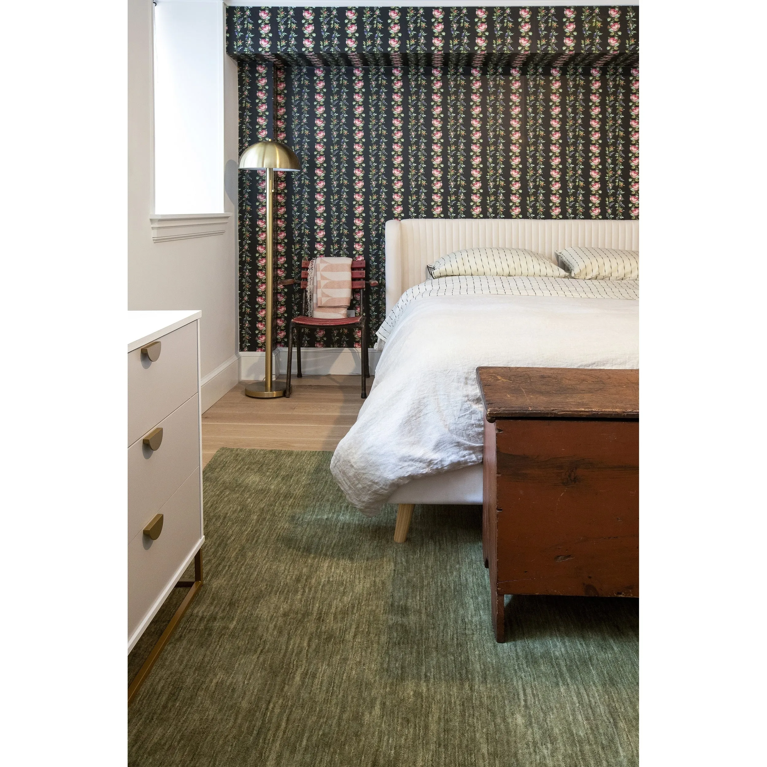 Novogratz by Momeni Wool Hand Loomed Area Rug