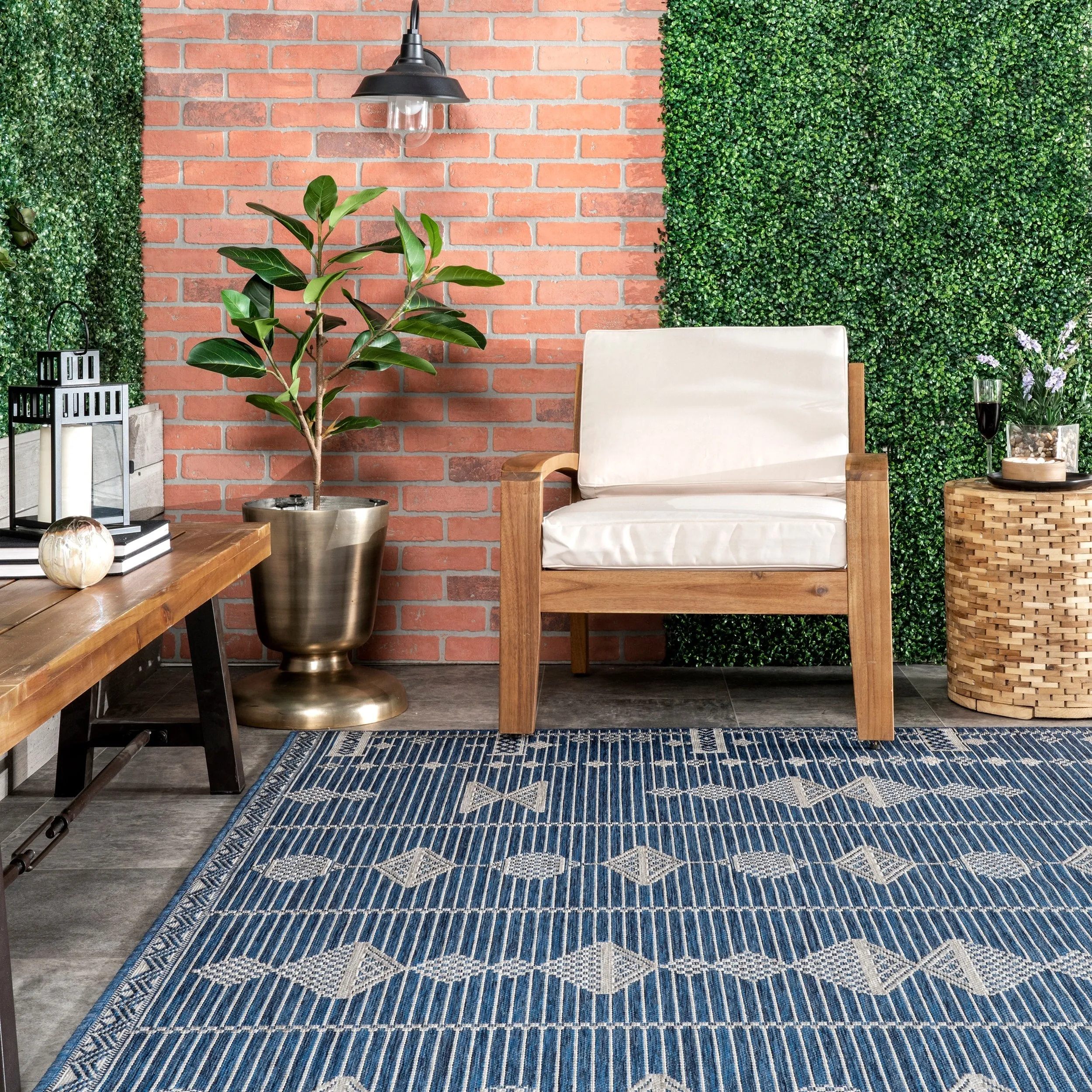 Nuloom Alexandra Aztec Indoor/Outdoor Area Rug