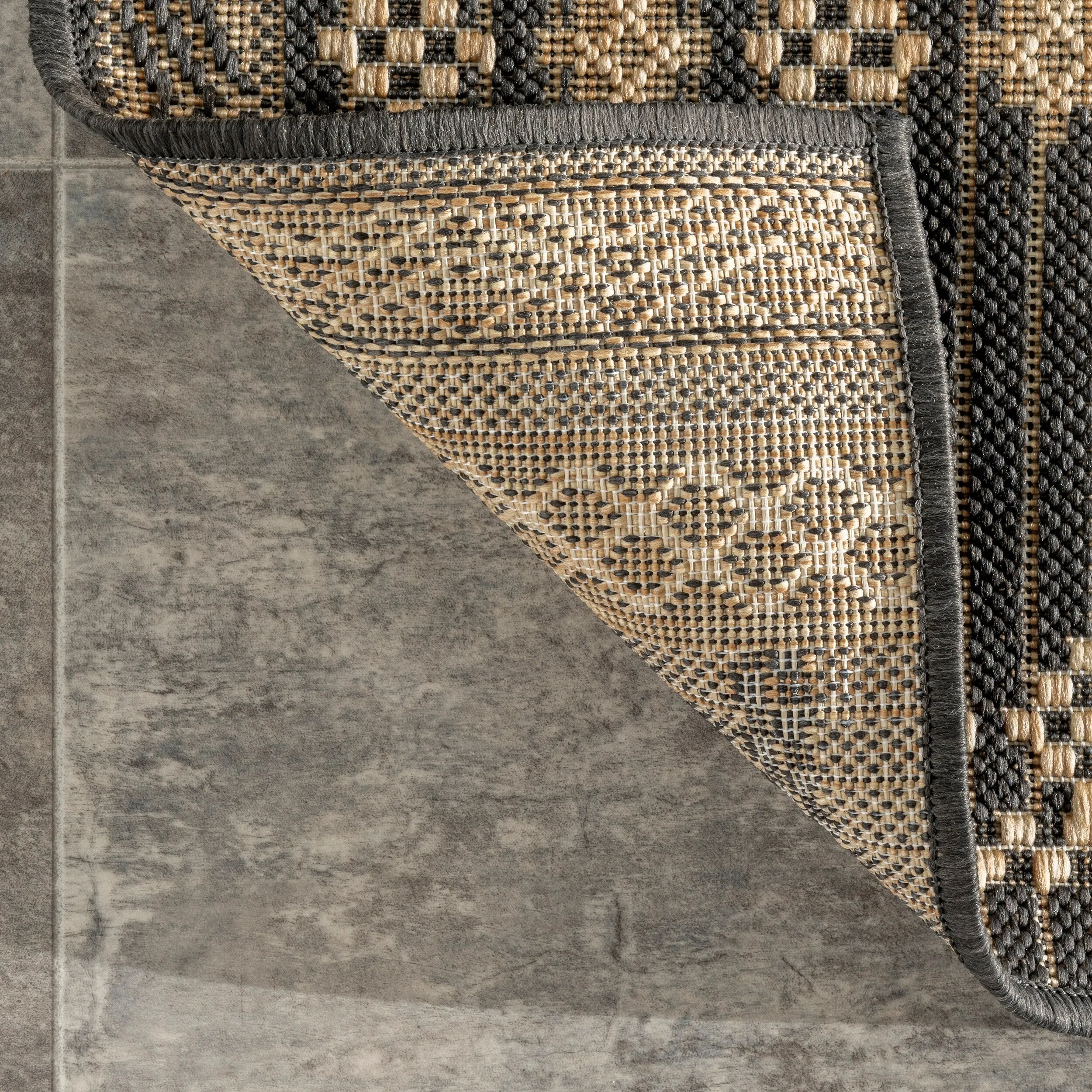 Nuloom Alexandra Aztec Indoor/Outdoor Area Rug