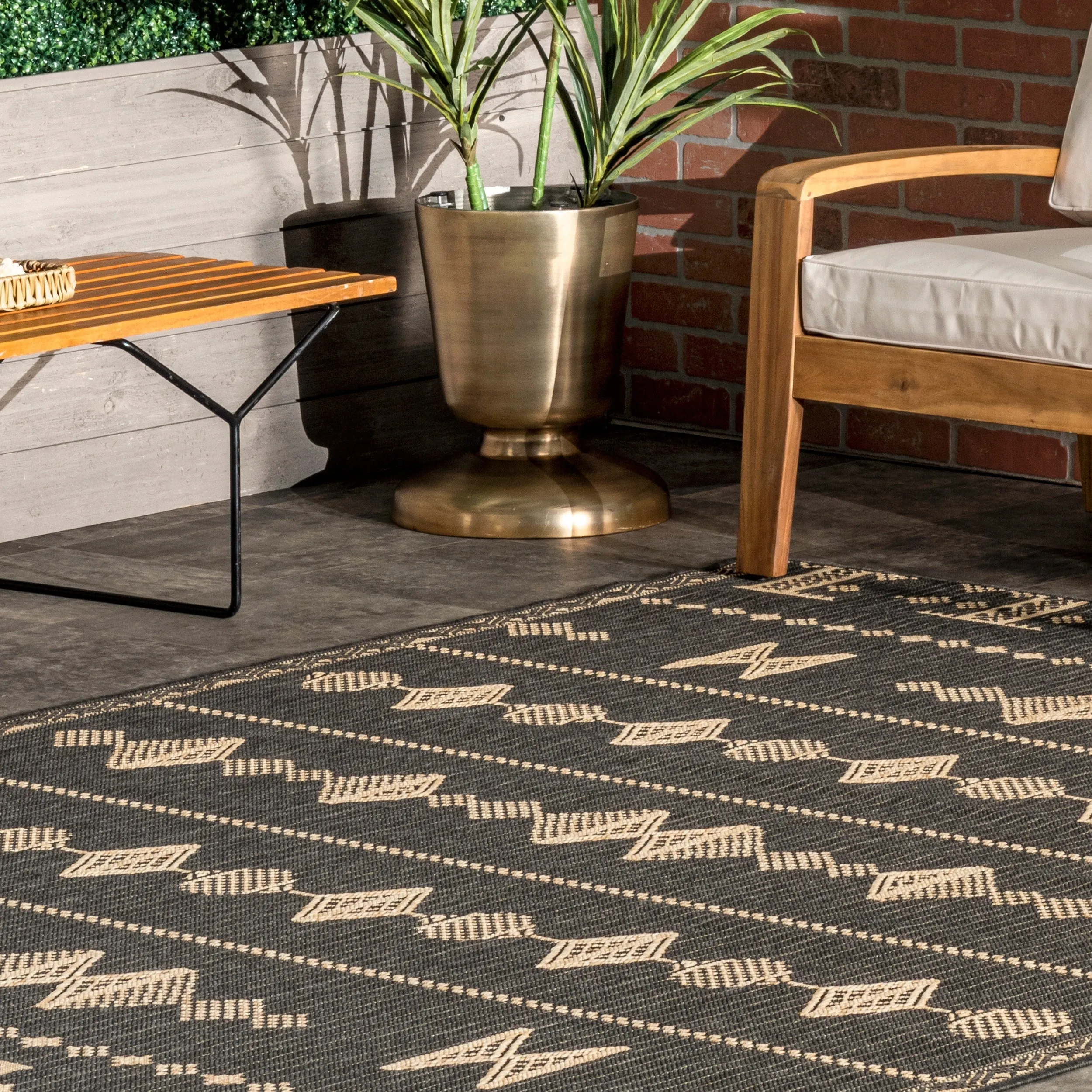 Nuloom Alexandra Aztec Indoor/Outdoor Area Rug