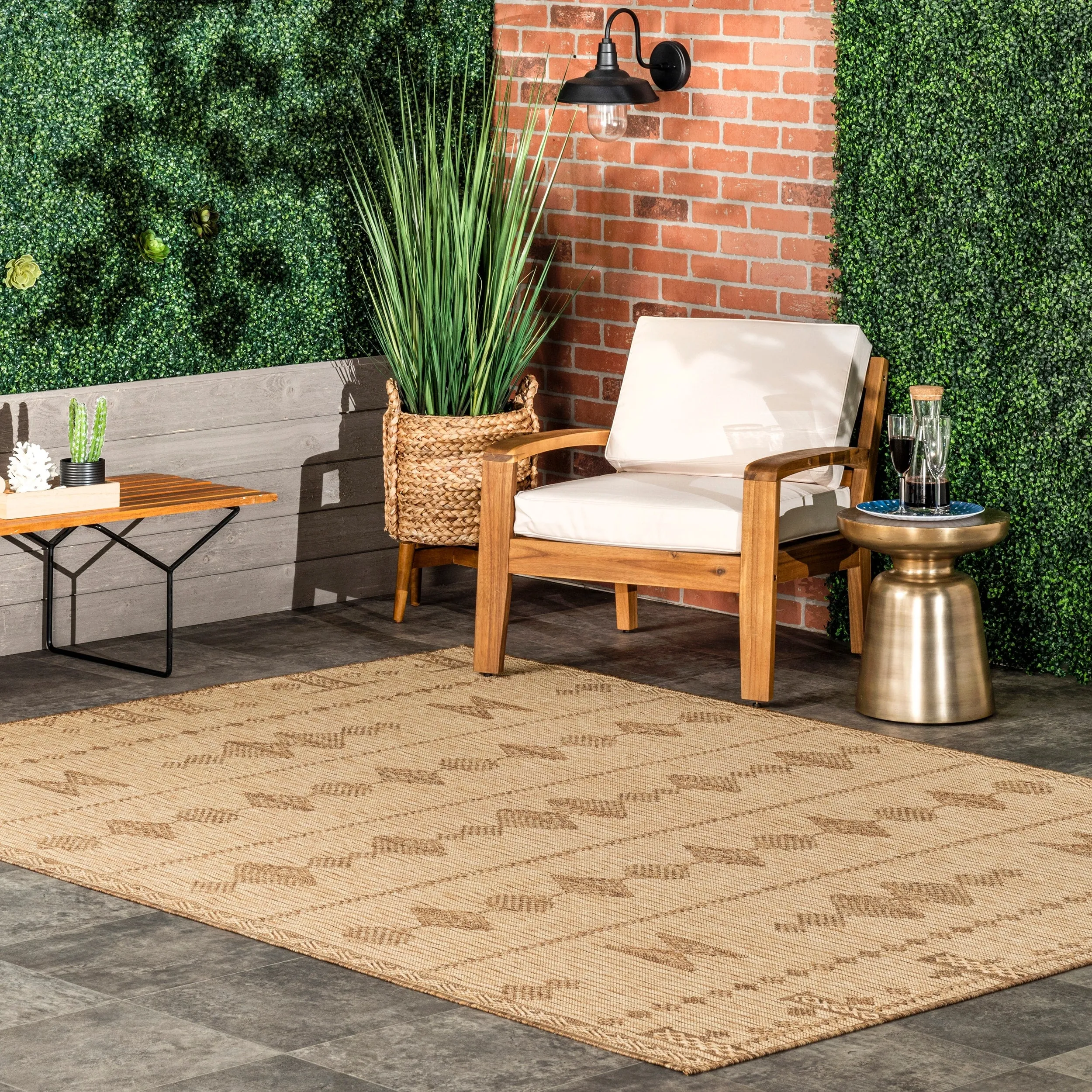 Nuloom Alexandra Aztec Indoor/Outdoor Area Rug