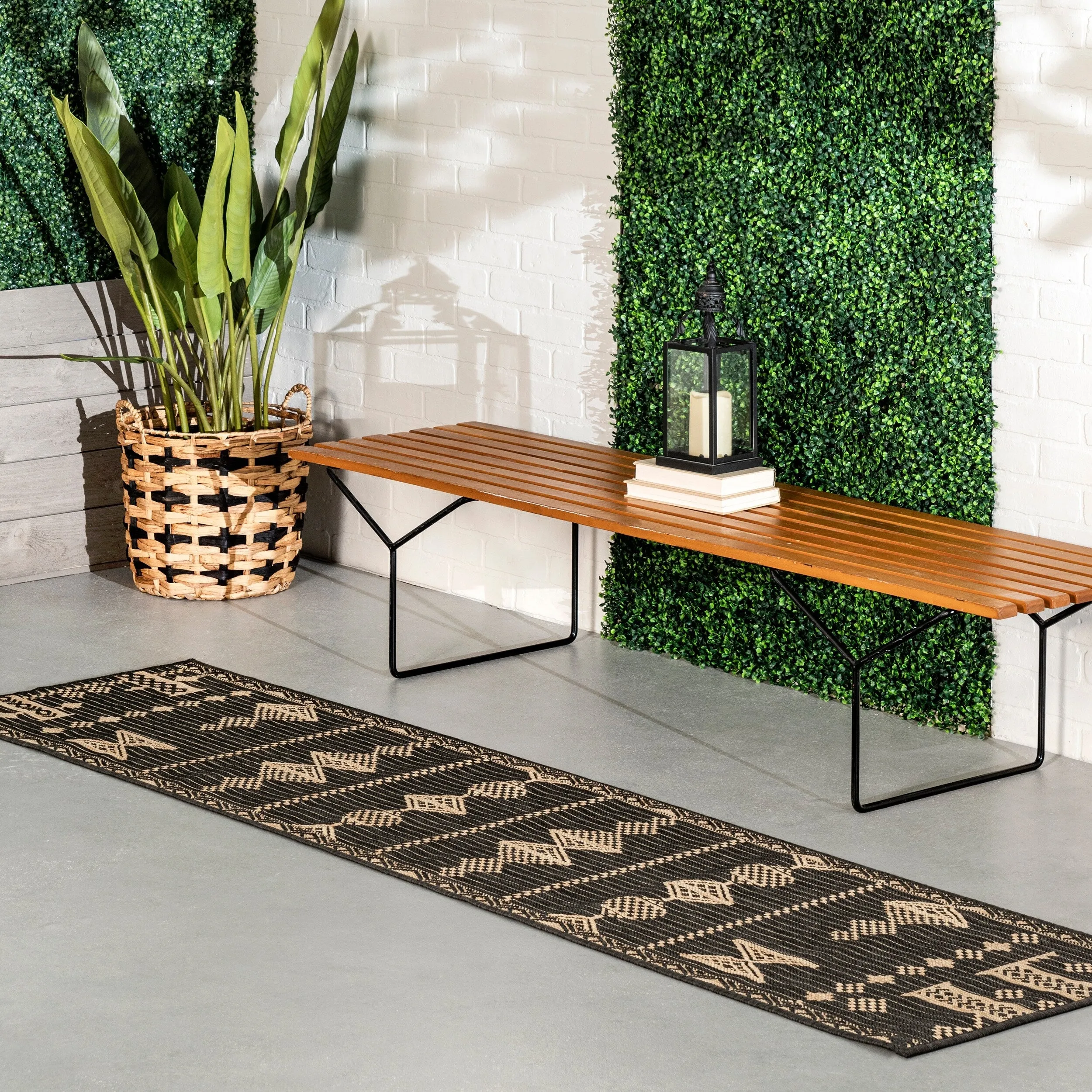 Nuloom Alexandra Aztec Indoor/Outdoor Area Rug