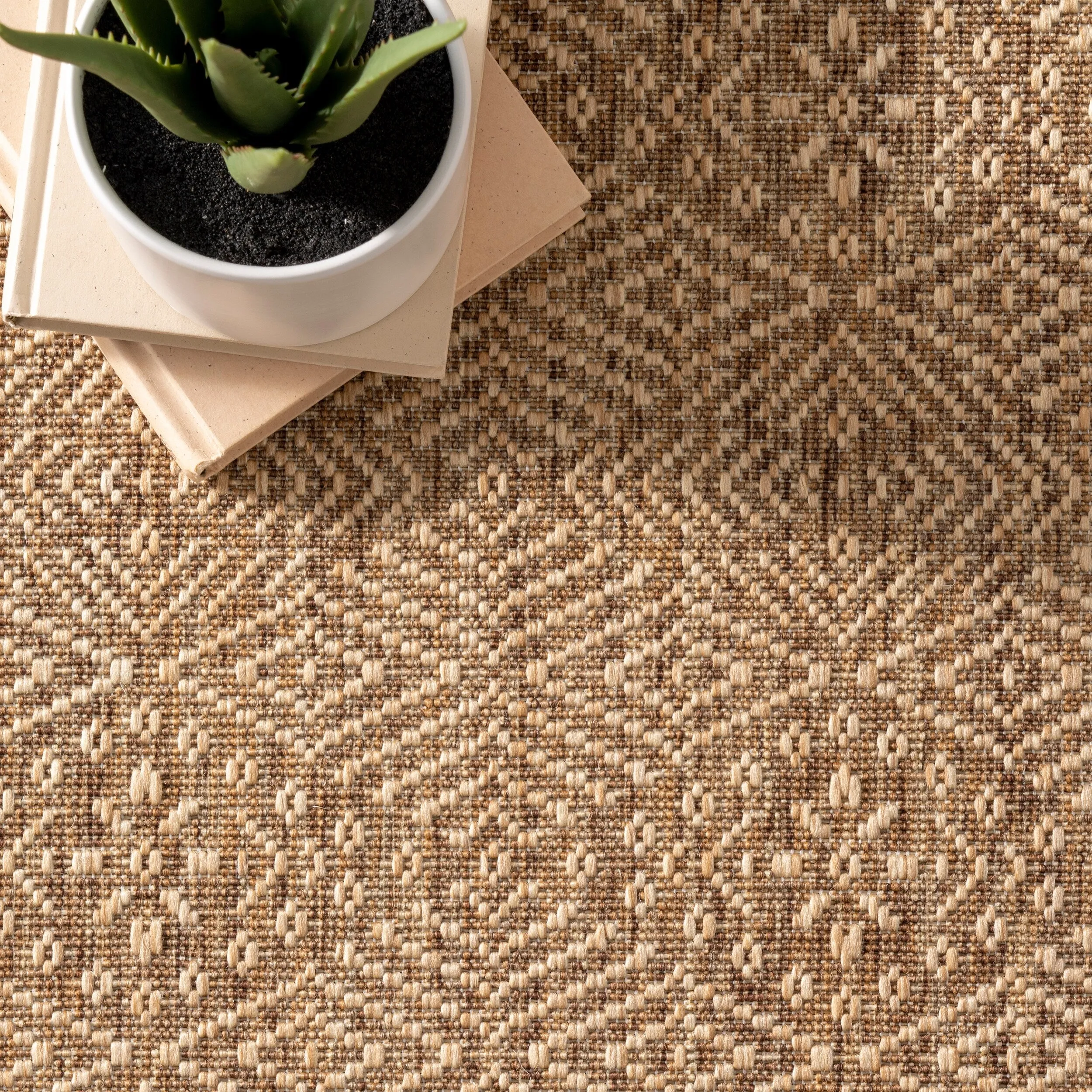 Nuloom Chandler Geometric Indoor/Outdoor Area Rug