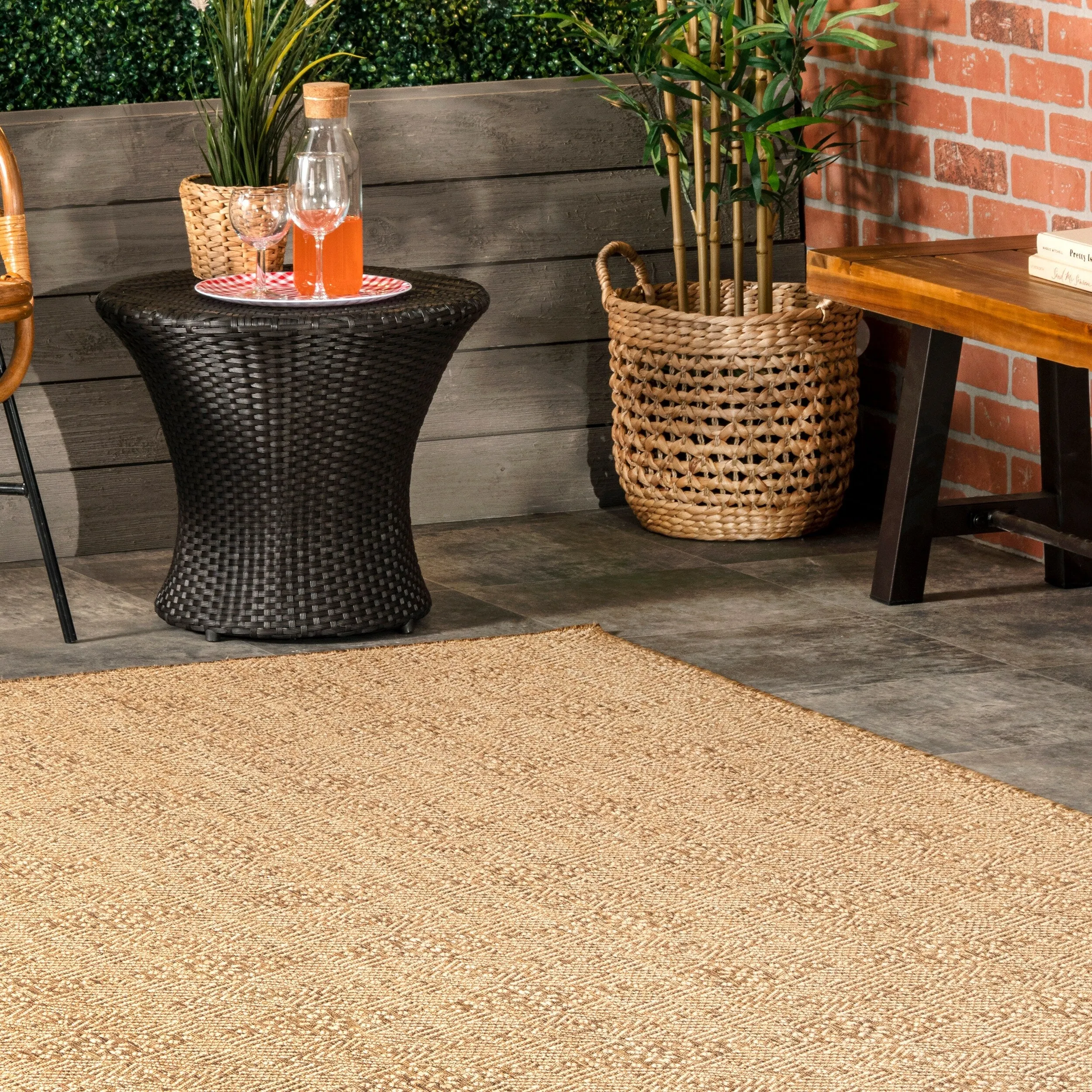 Nuloom Chandler Geometric Indoor/Outdoor Area Rug