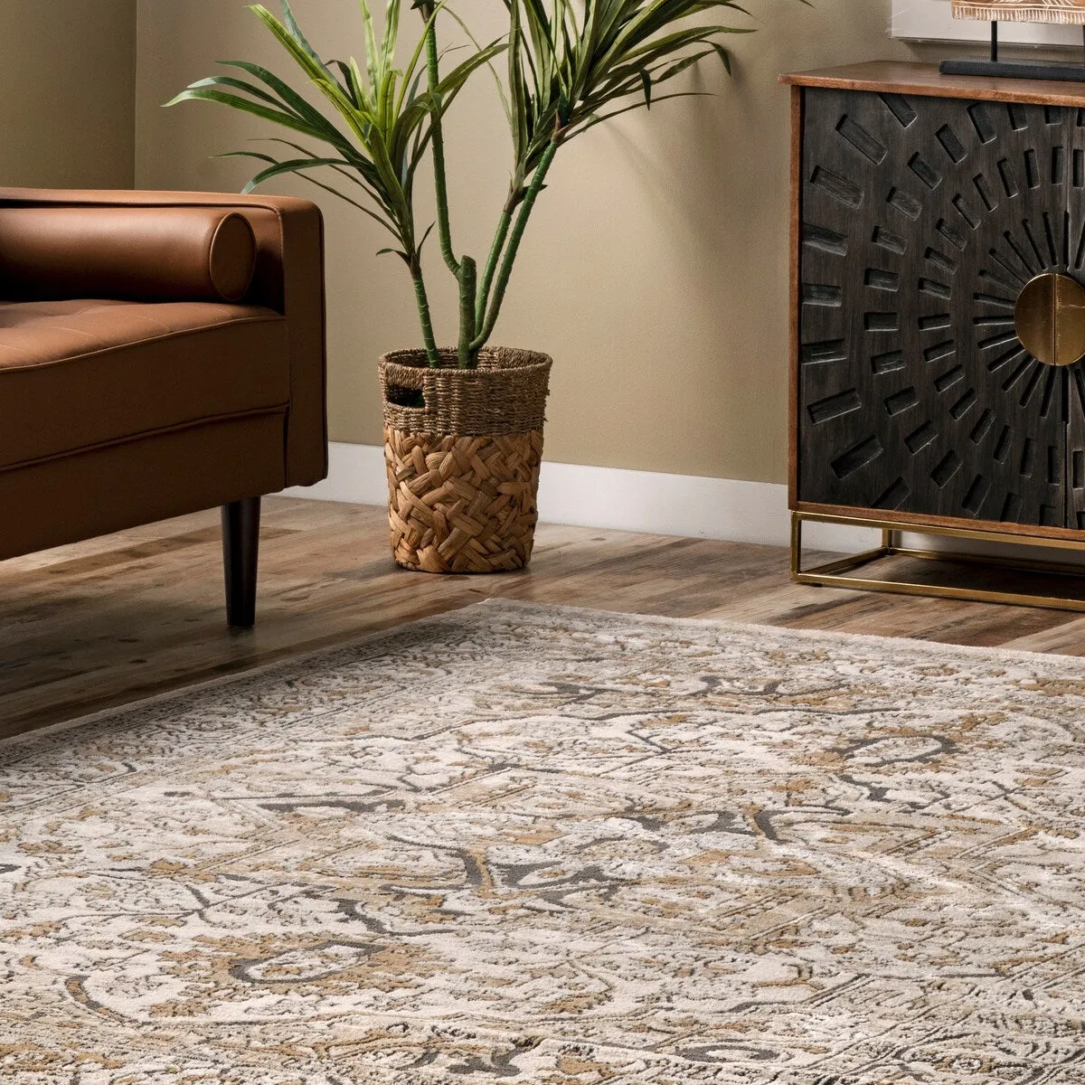 Nuloom Darcie Traditional Medallion Area Rug