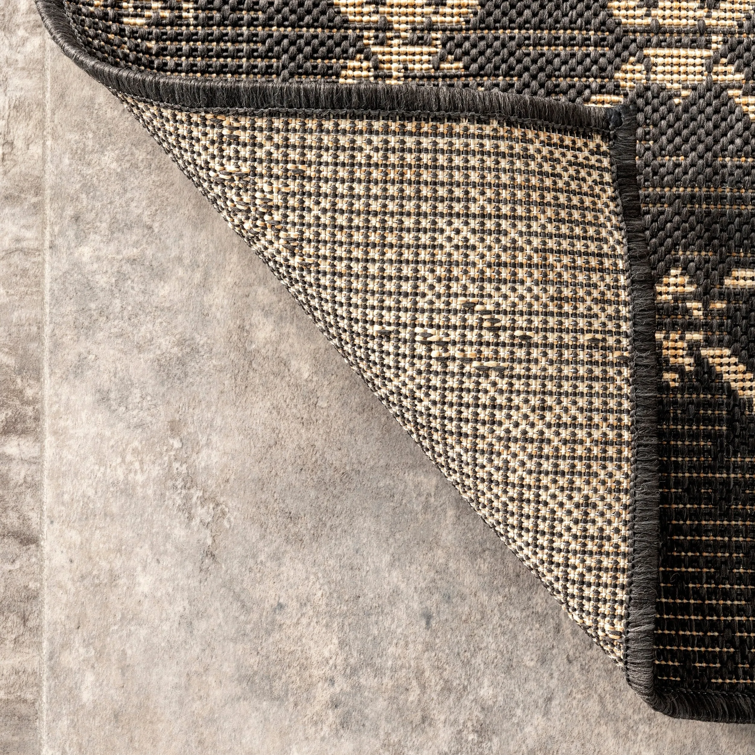 Nuloom Grayson Moroccan Trellis Indoor/Outdoor Area Rug