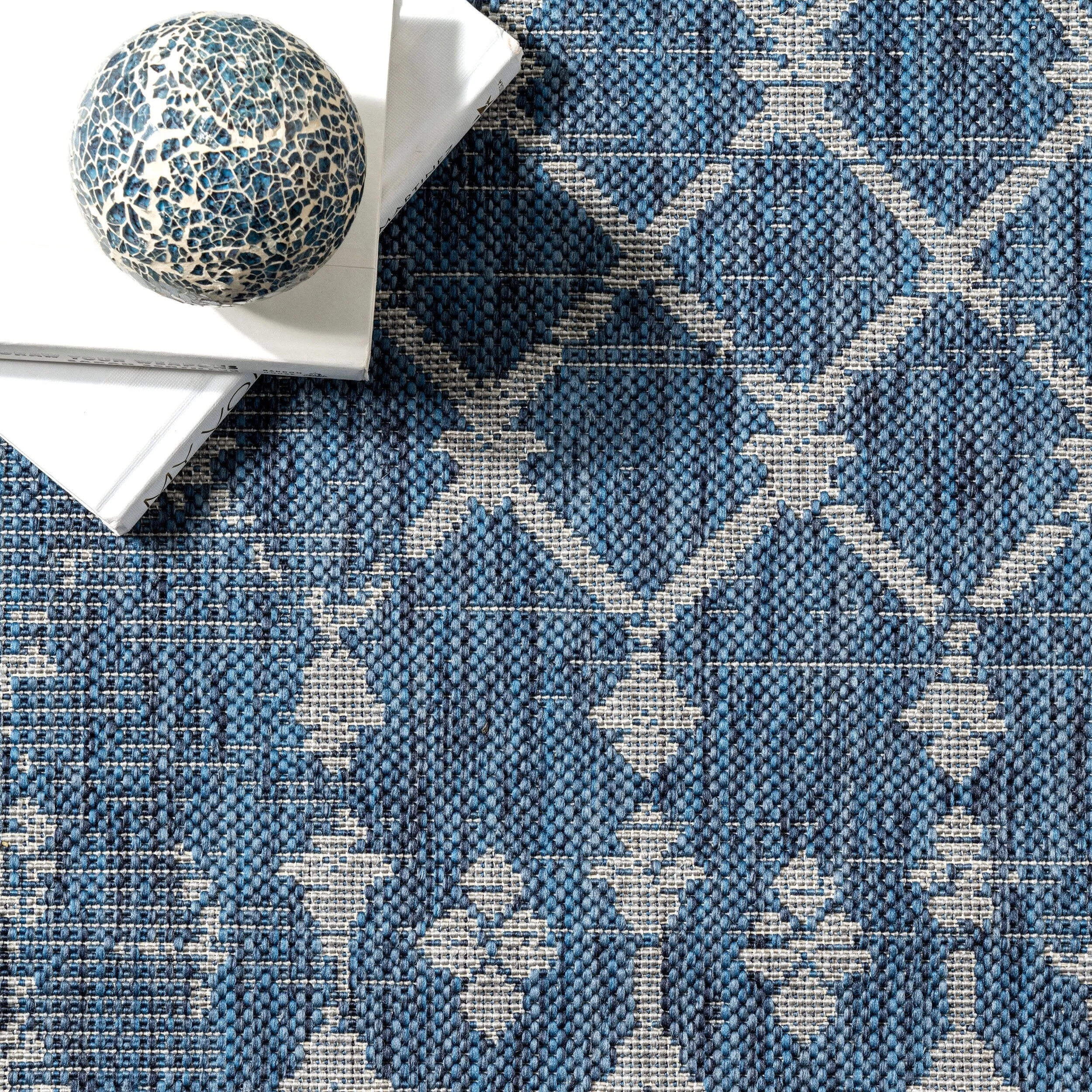 Nuloom Grayson Moroccan Trellis Indoor/Outdoor Area Rug