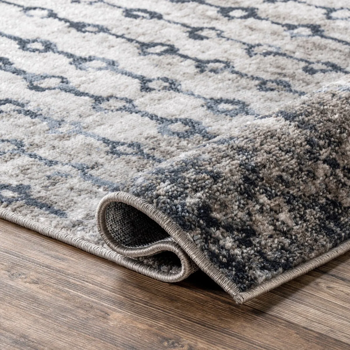 Nuloom Isla Modern Motif Area Rug