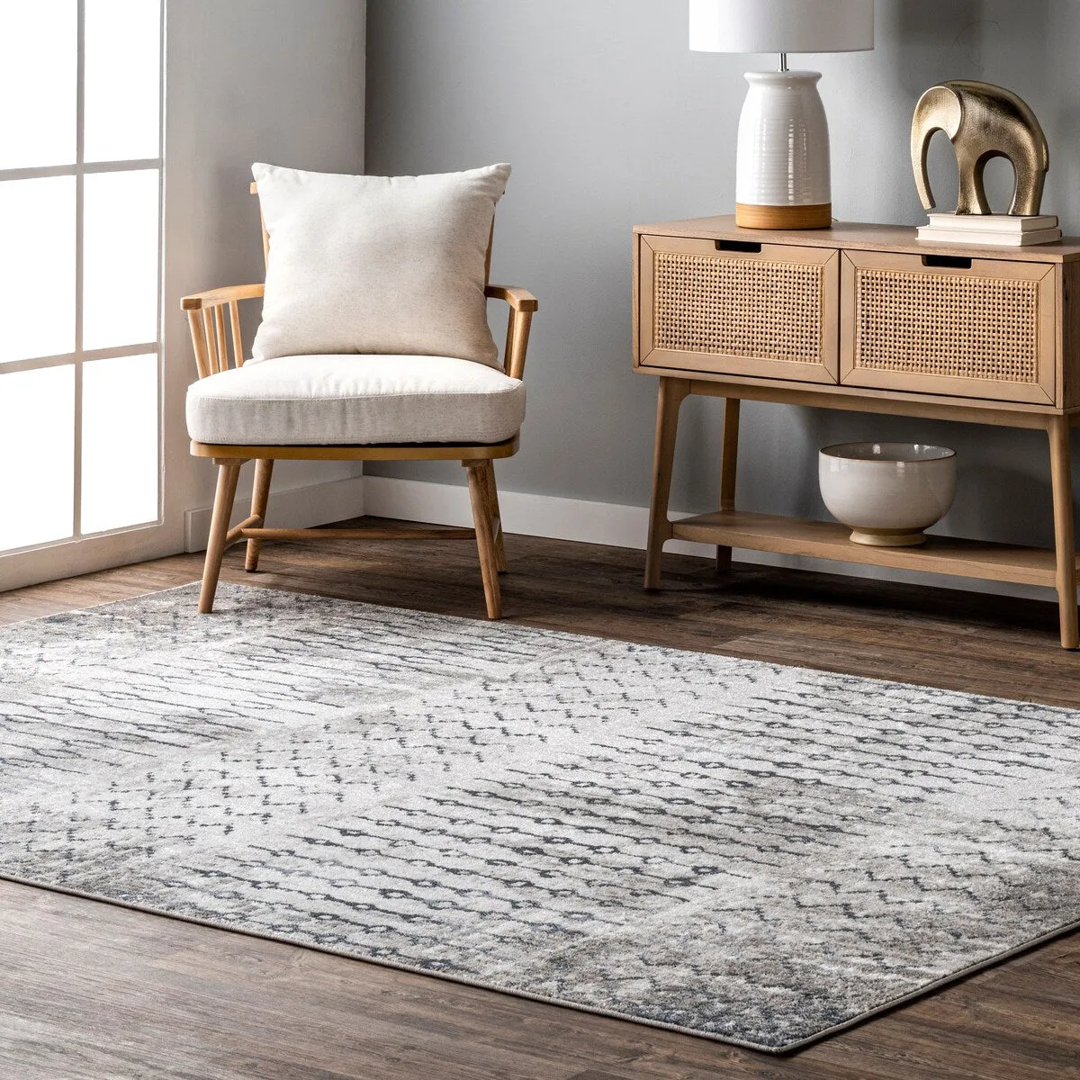 Nuloom Isla Modern Motif Area Rug