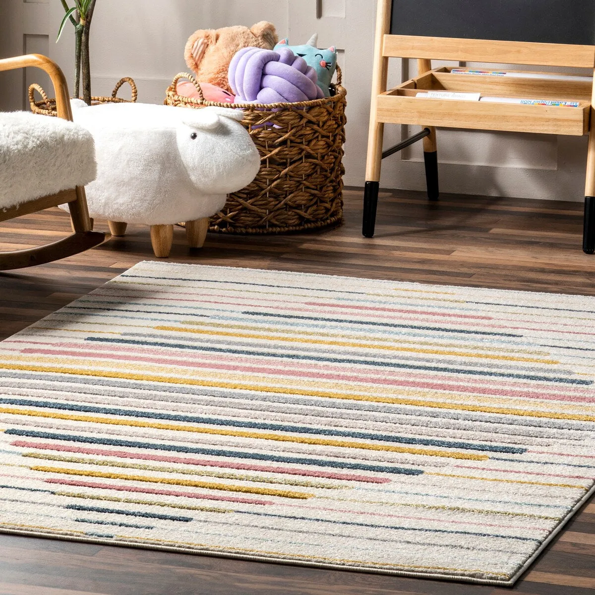 Nuloom Jaelynn Diamond Striped Kids Area Rug