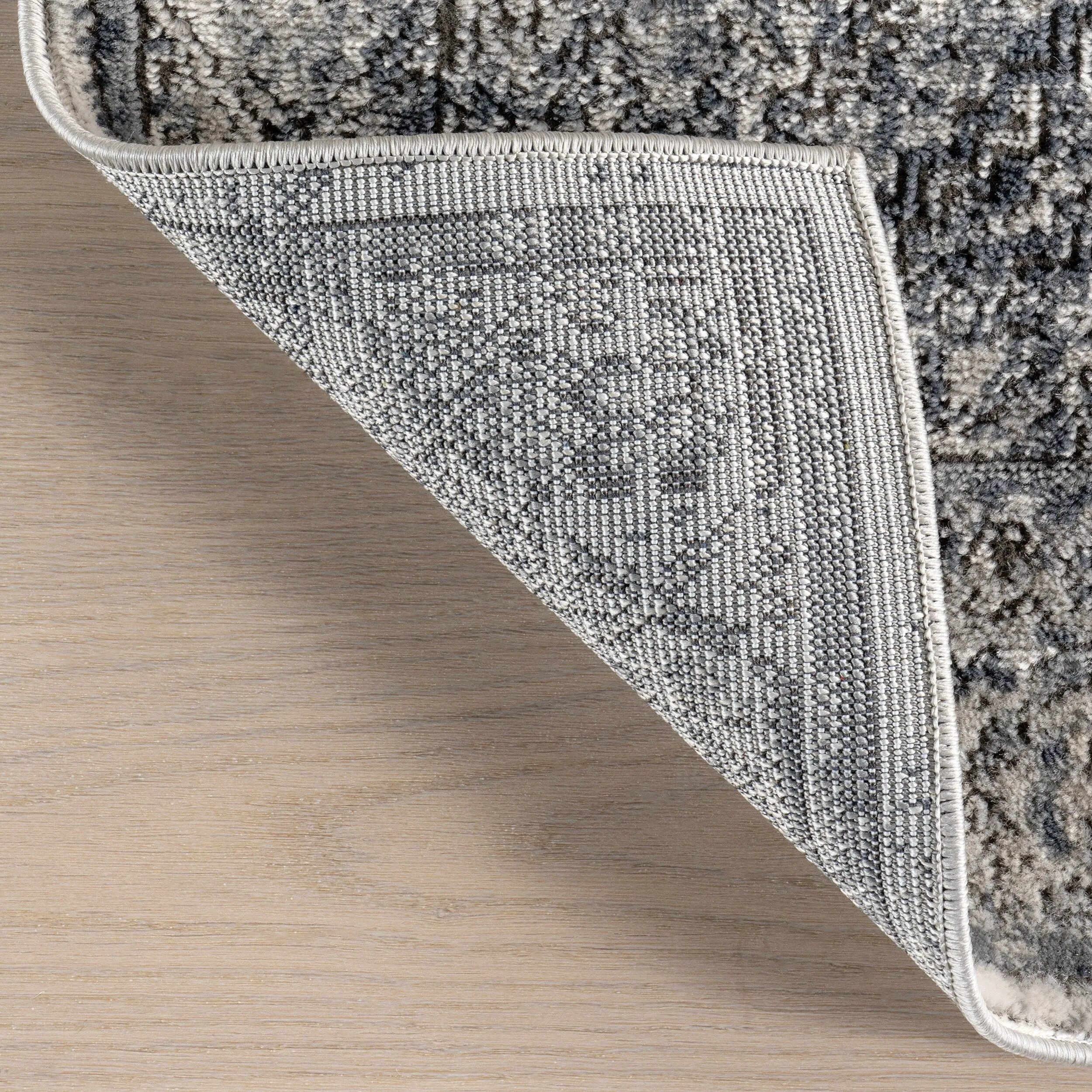 Nuloom Jayla Barbed Iris Medallion Area Rug