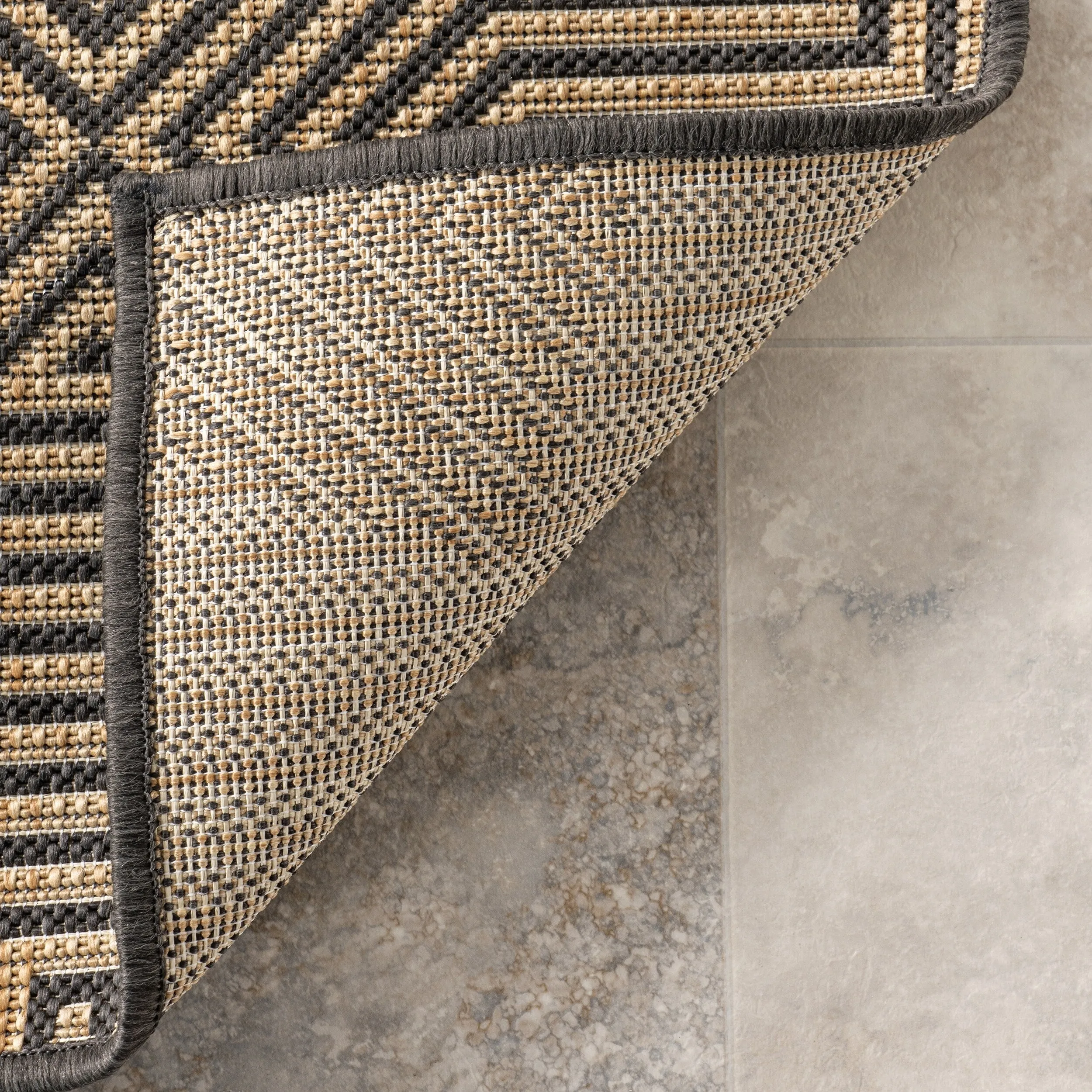 Nuloom Kelsey Modern Abstract Indoor/Outdoor Area Rug