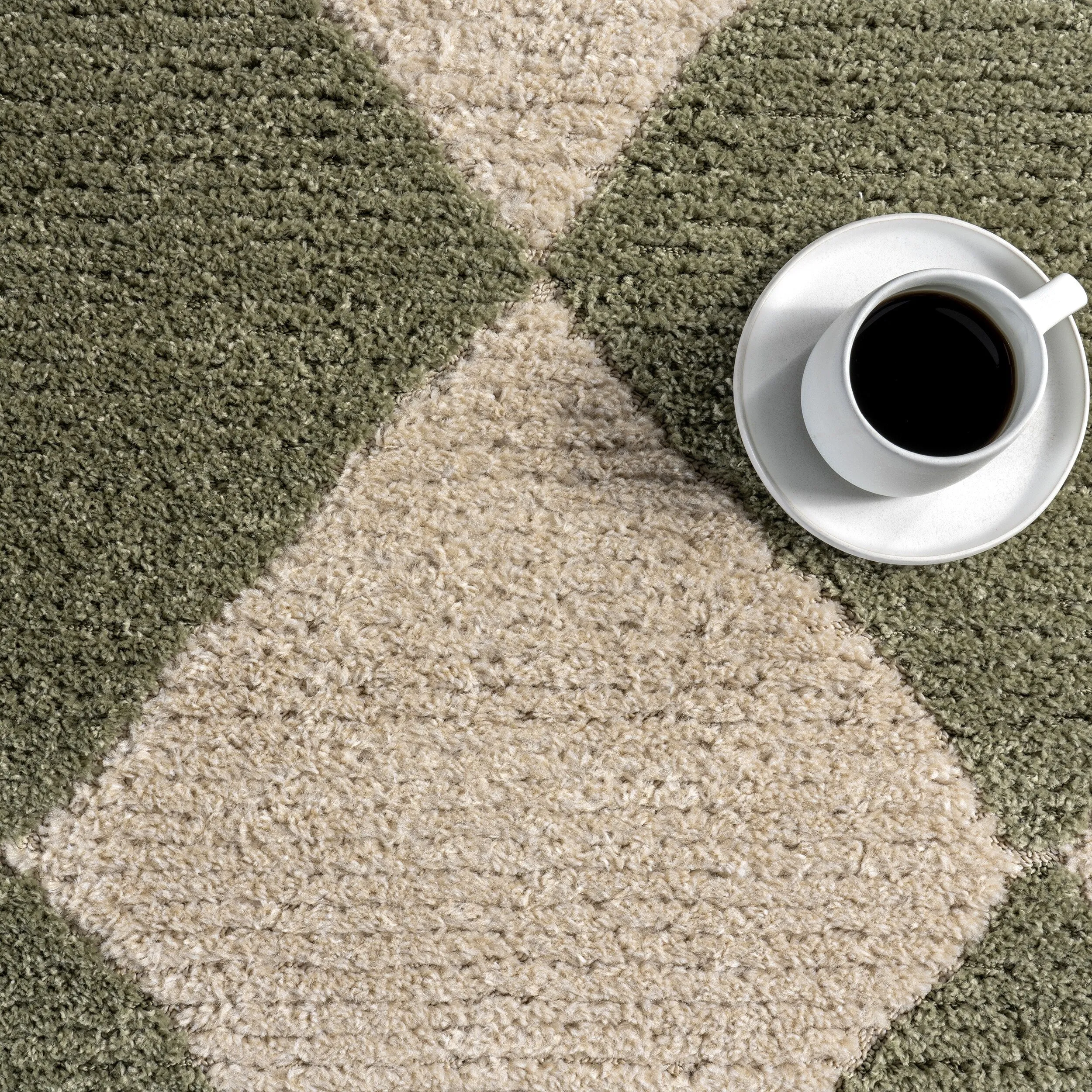 Nuloom Marissa High/Low Diamond Tassel Area Rug