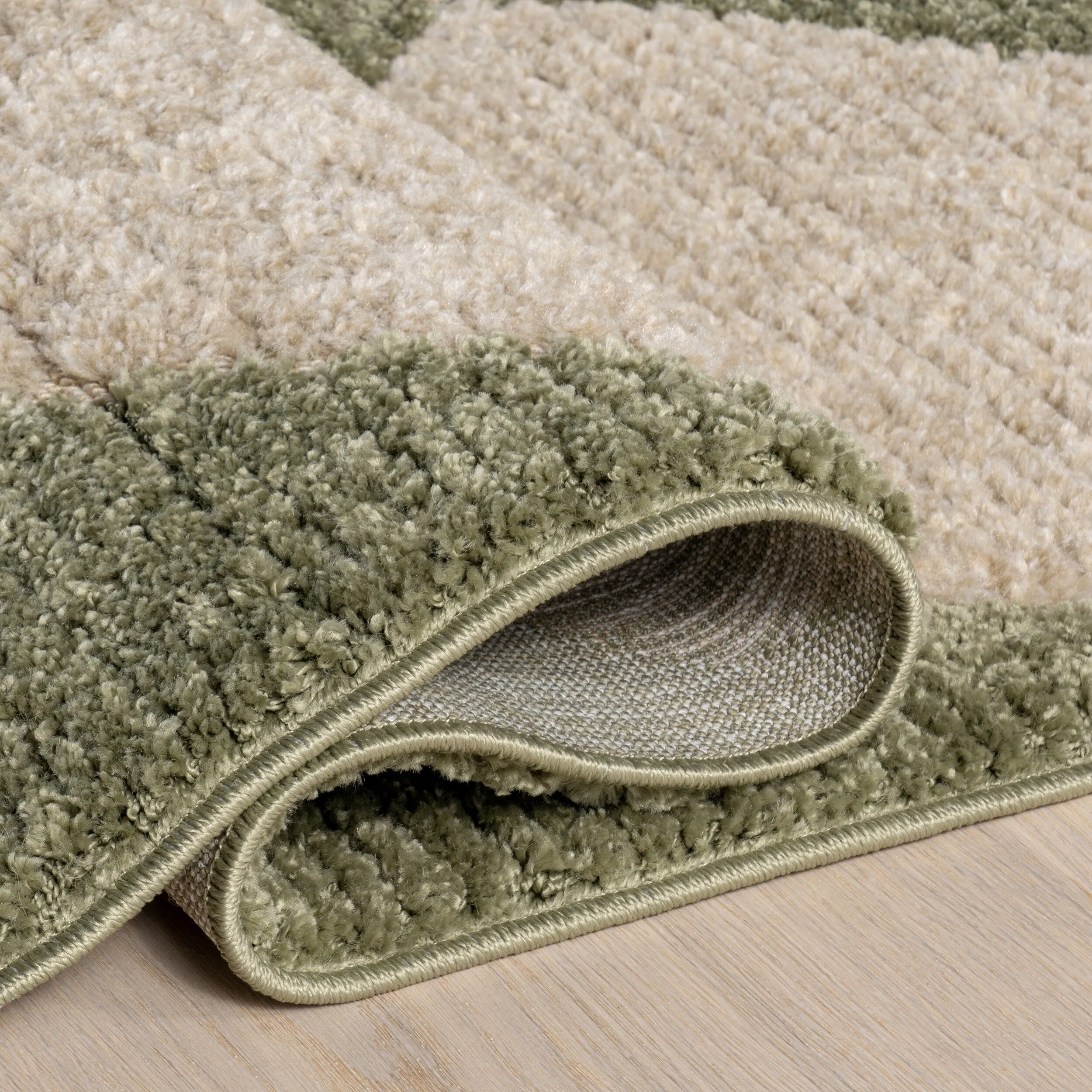 Nuloom Marissa High/Low Diamond Tassel Area Rug