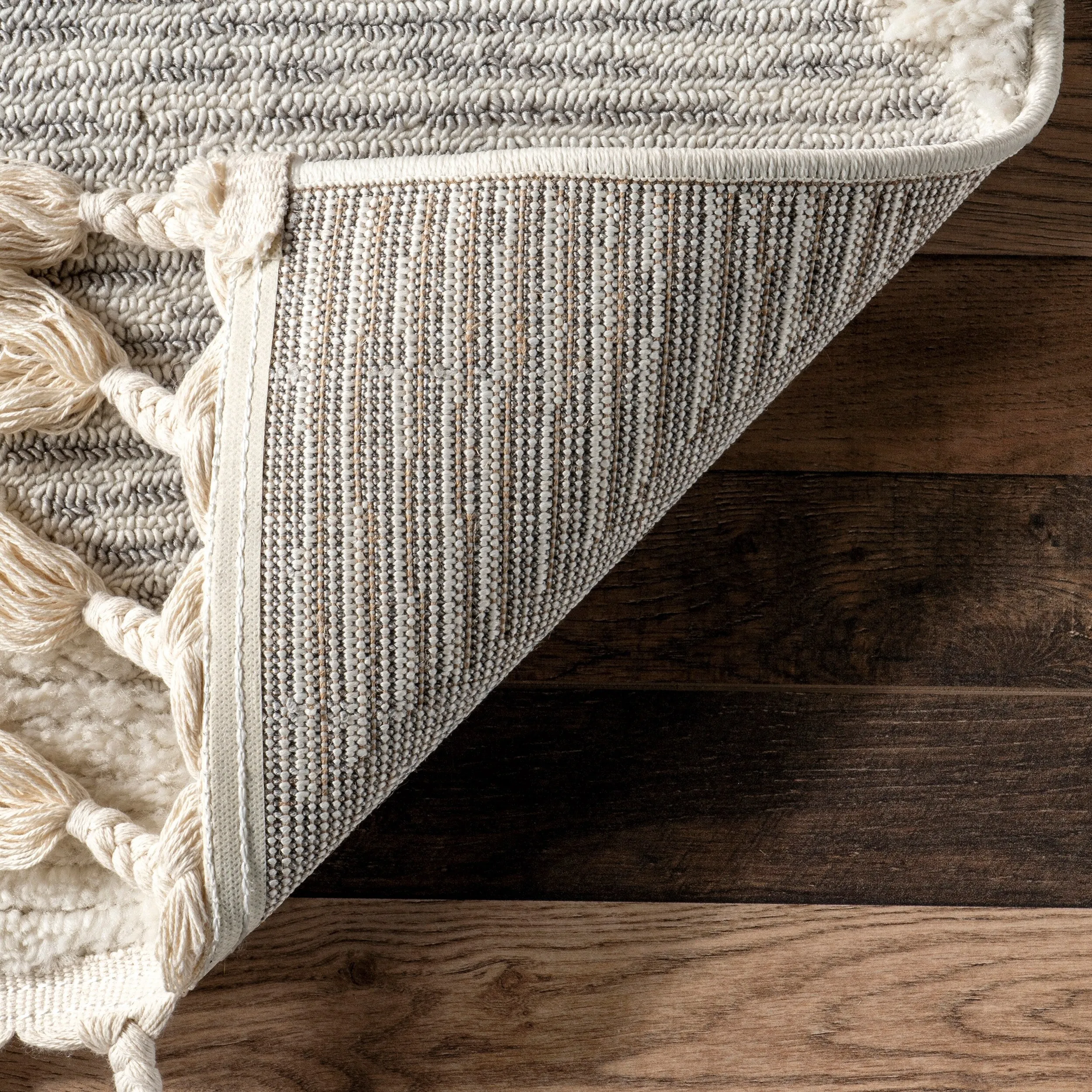 Nuloom Marissa High/Low Diamond Tassel Area Rug