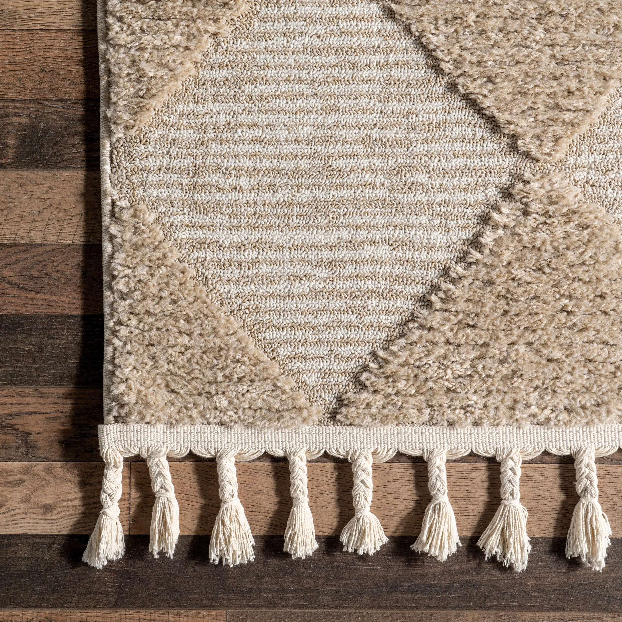 Nuloom Marissa High/Low Diamond Tassel Area Rug