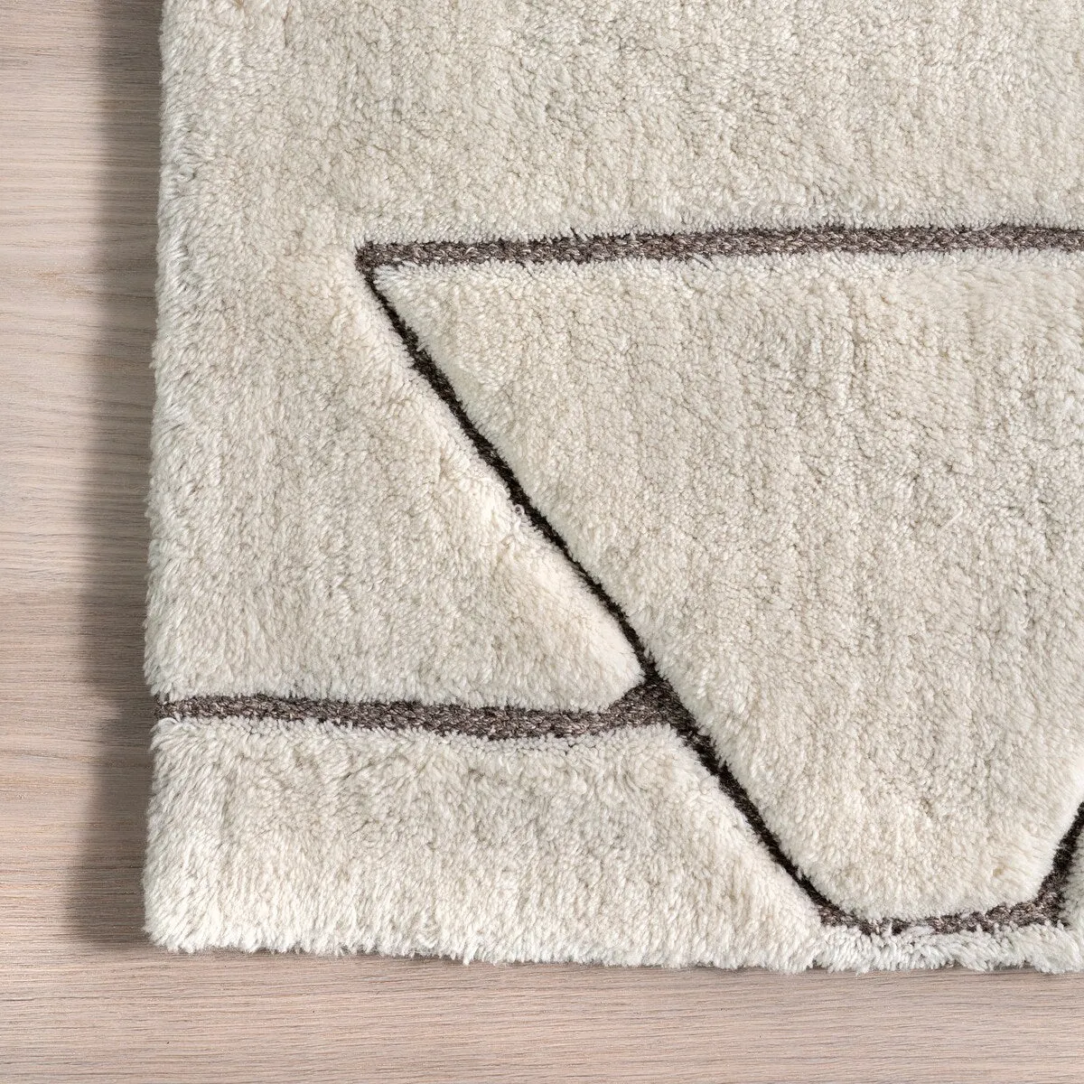Nuloom Rasima Modern Geometric High-Low Wool Area Rug