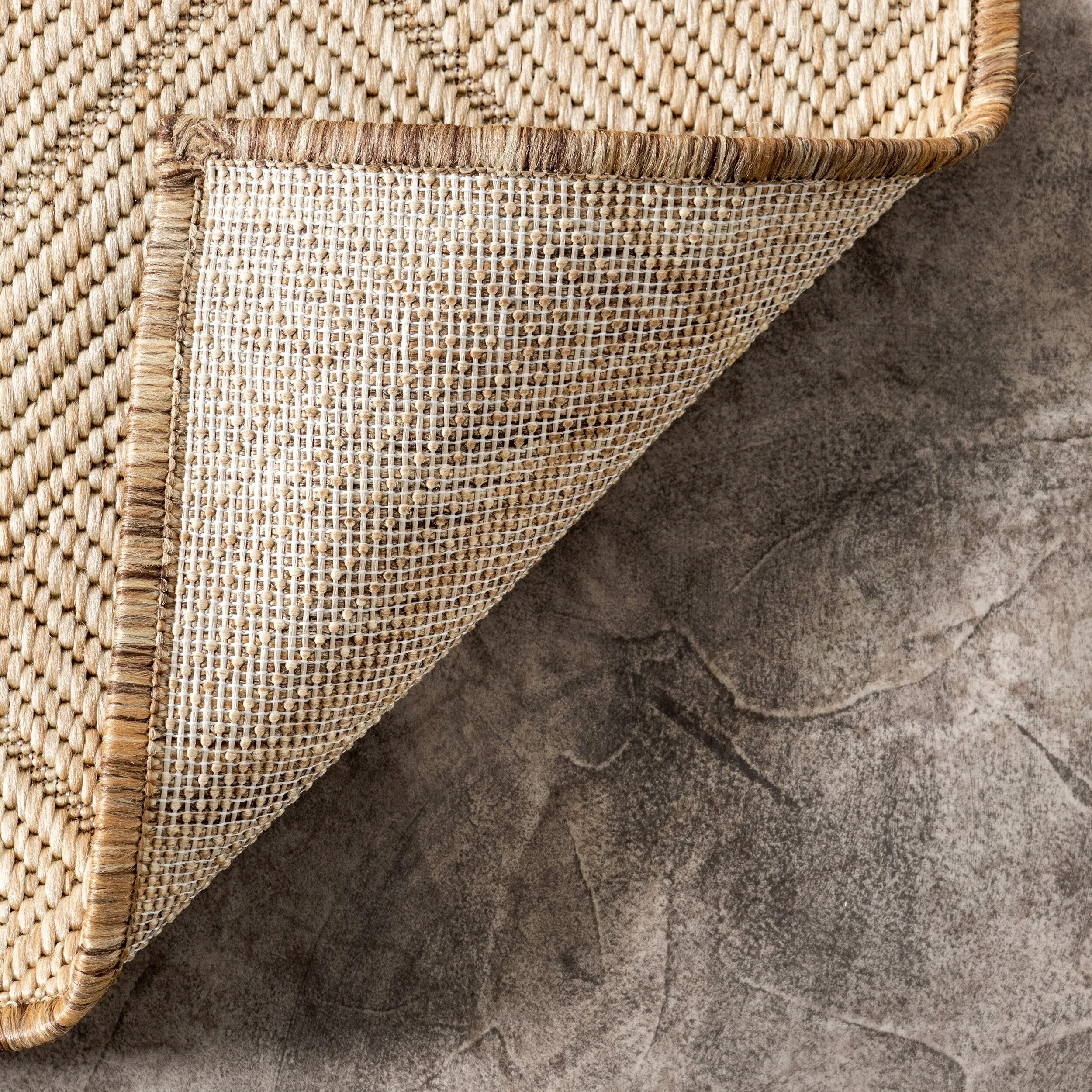 Nuloom Ray Diamond Indoor/Outdoor Area Rug