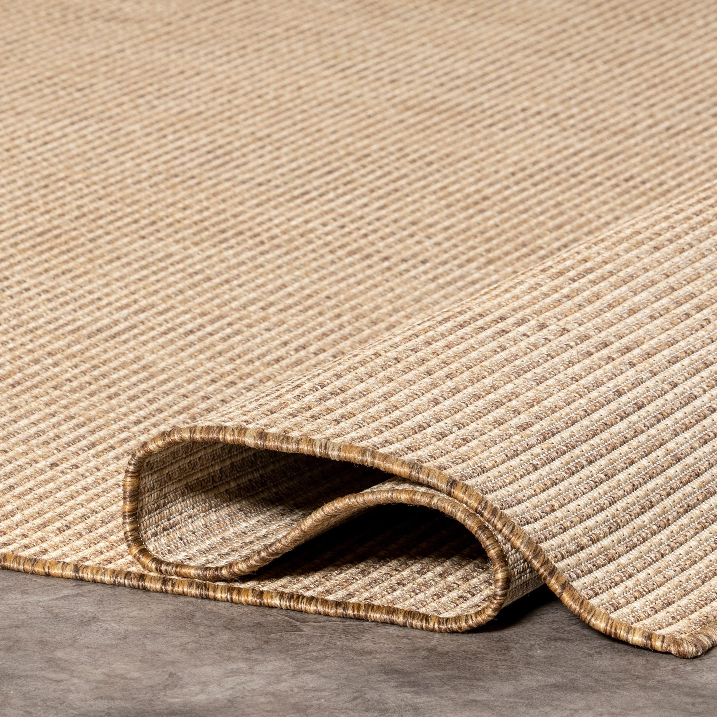 Nuloom Rosy Classic Indoor/Outdoor Area Rug