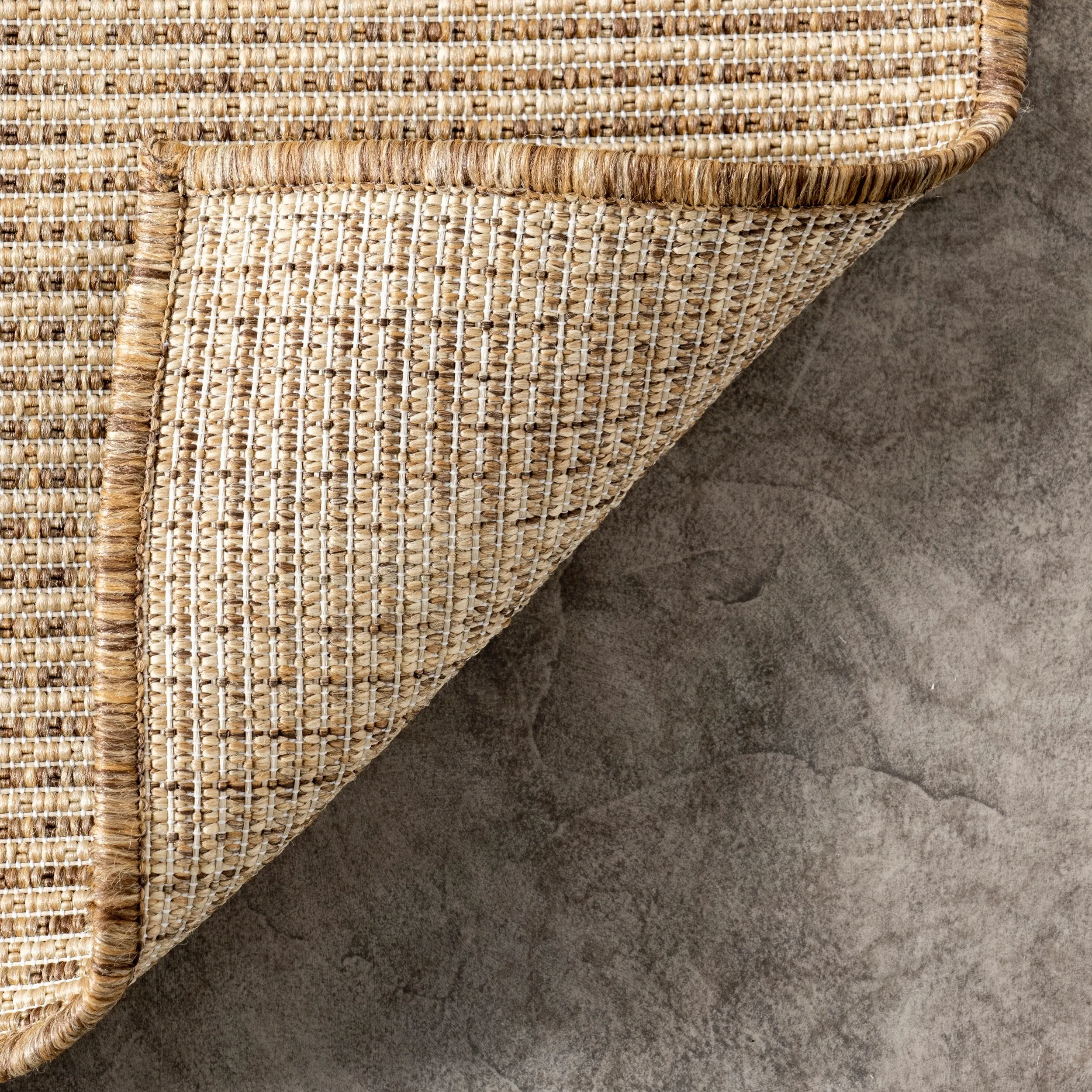 Nuloom Rosy Classic Indoor/Outdoor Area Rug