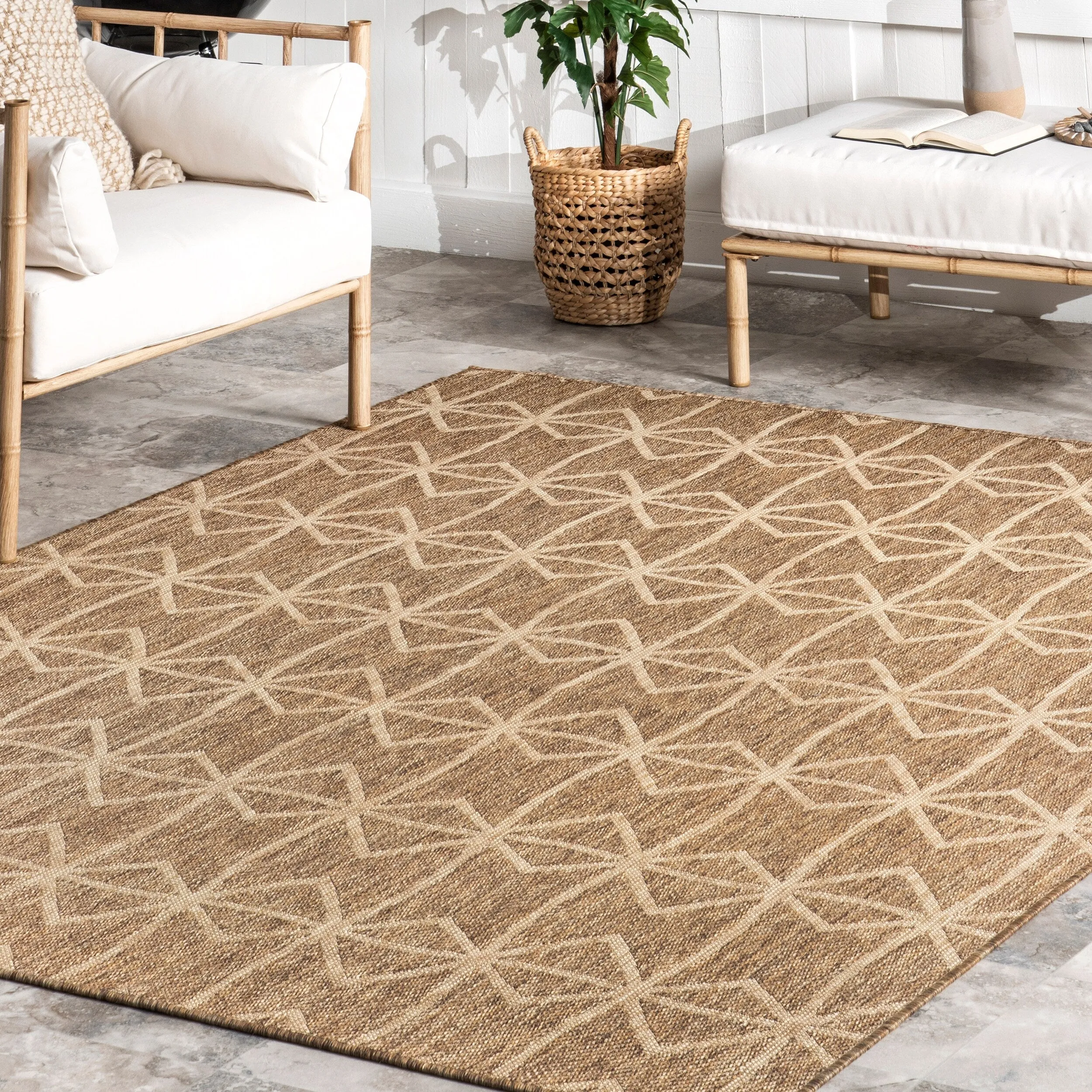 Nuloom Saunders Geometric Indoor/Outdoor Area Rug