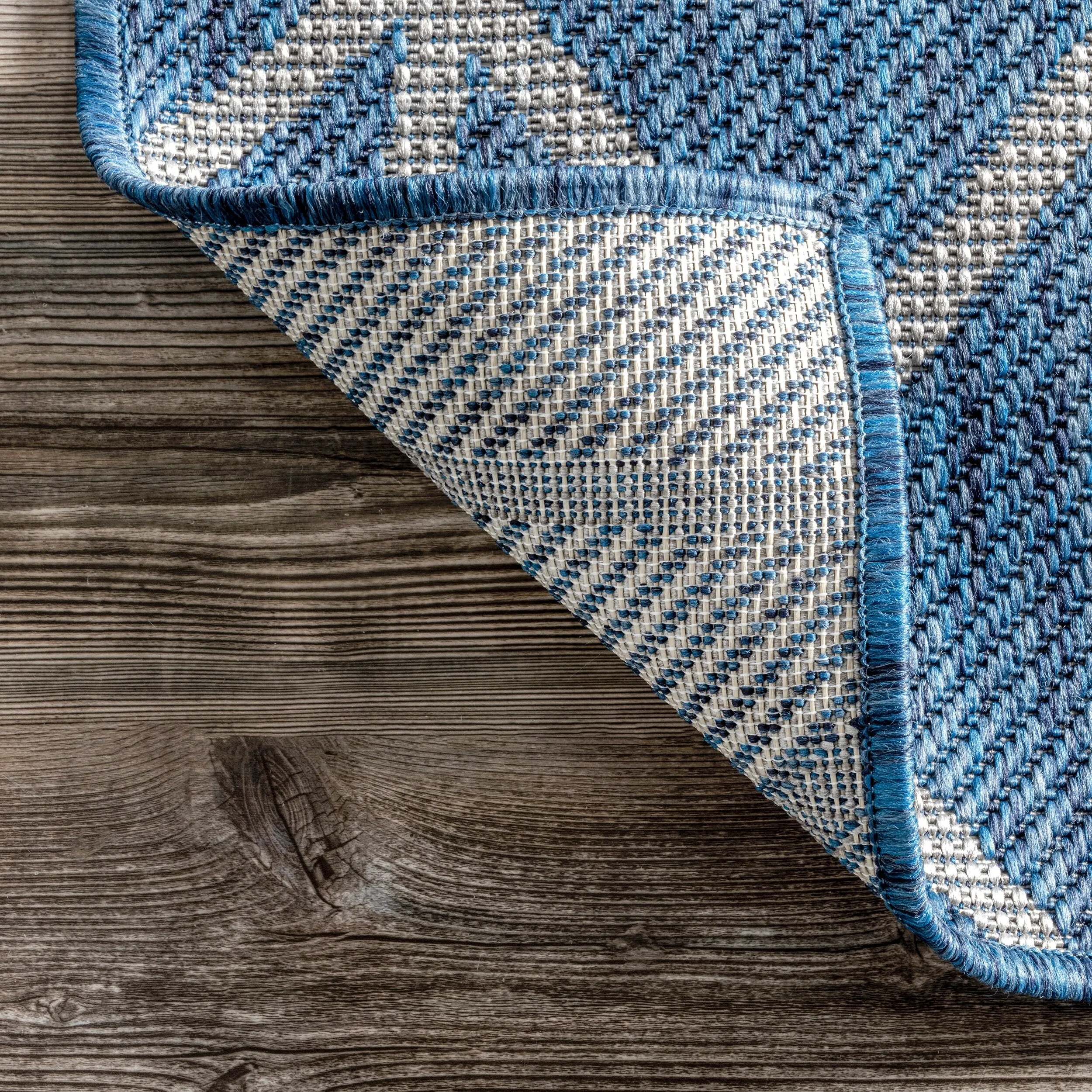 Nuloom Saunders Geometric Indoor/Outdoor Area Rug