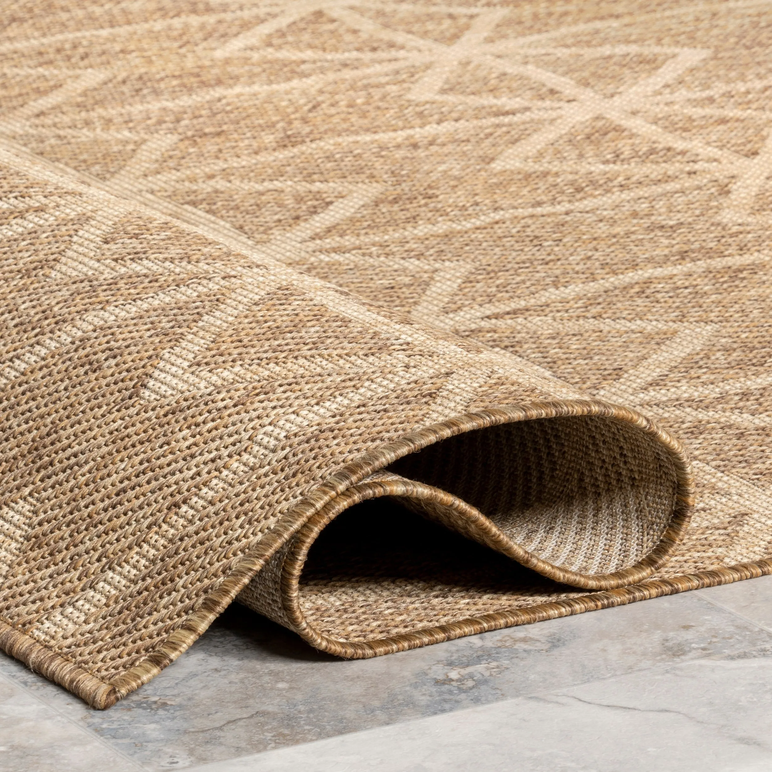 Nuloom Saunders Geometric Indoor/Outdoor Area Rug