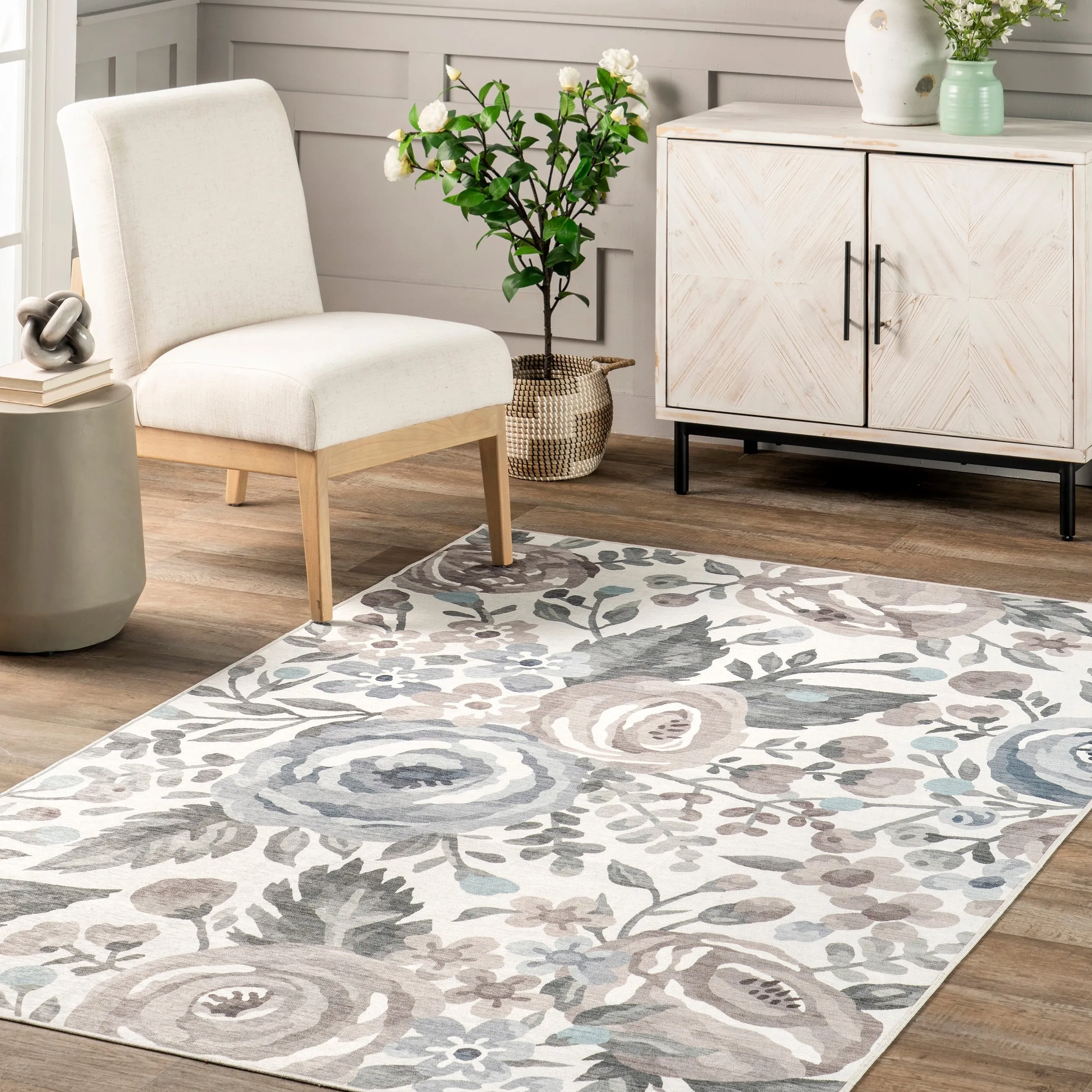 Nuloom Tiffani Floral Machine Washable SplashGuard Area Rug