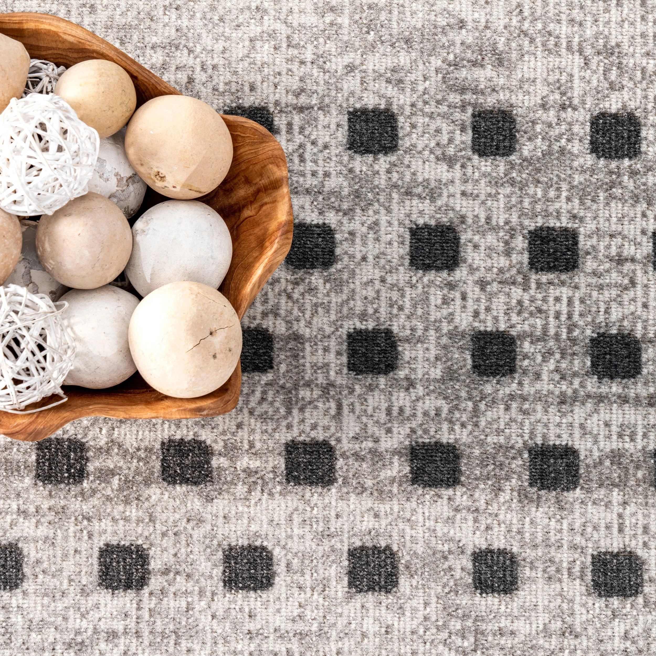 Nuloom Transitional Native Tribal Indoor/ Outdoor Tassels Area Rug