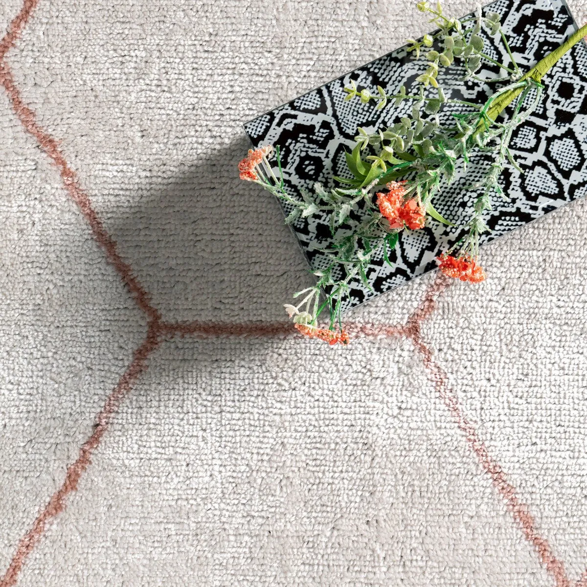 Nuloom Veronica Geometric Honeycomb Area Rug