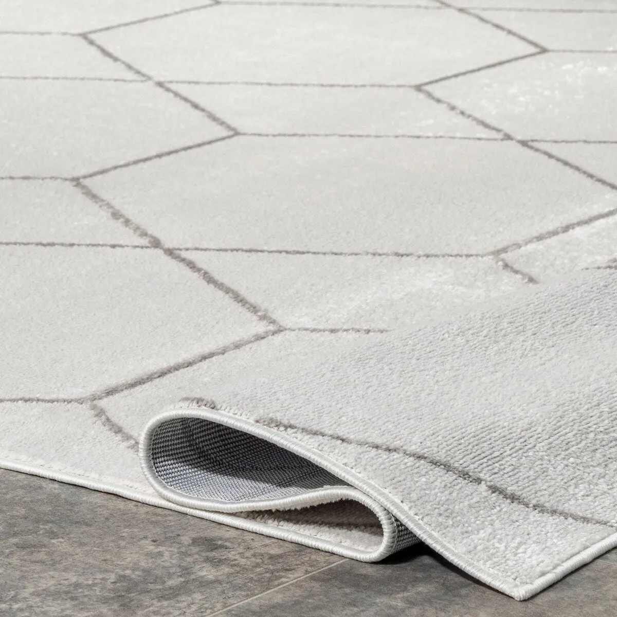 Nuloom Veronica Geometric Honeycomb Area Rug