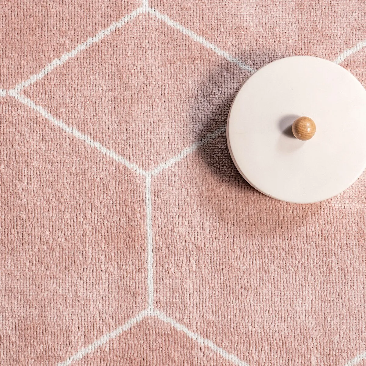 Nuloom Veronica Geometric Honeycomb Area Rug