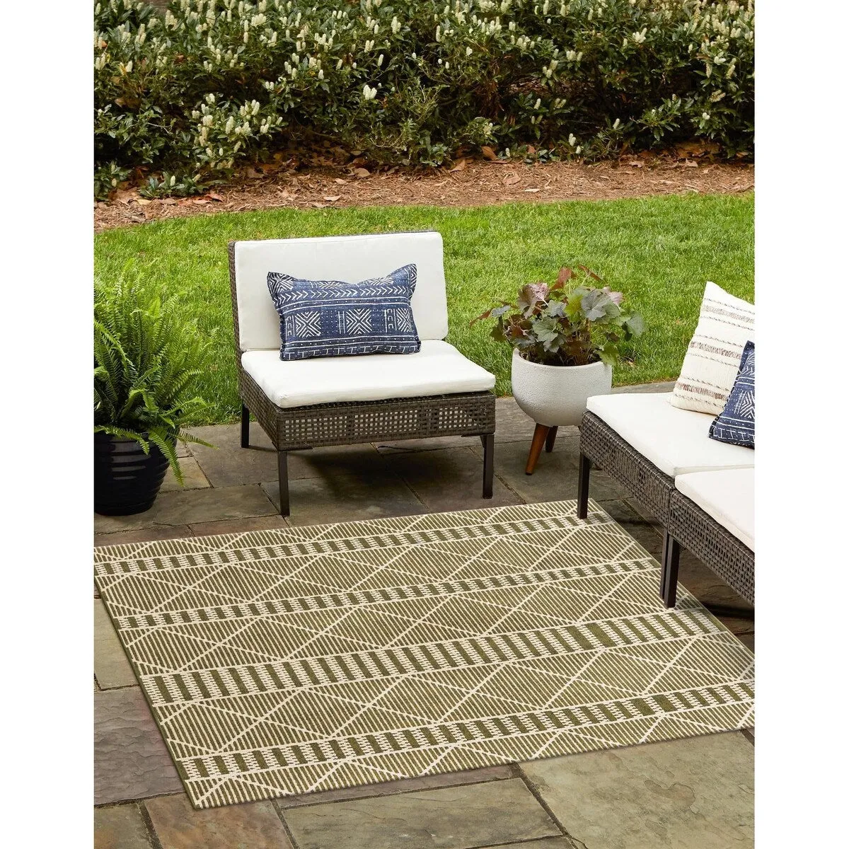 Outdoor Khence Collection Area Rug