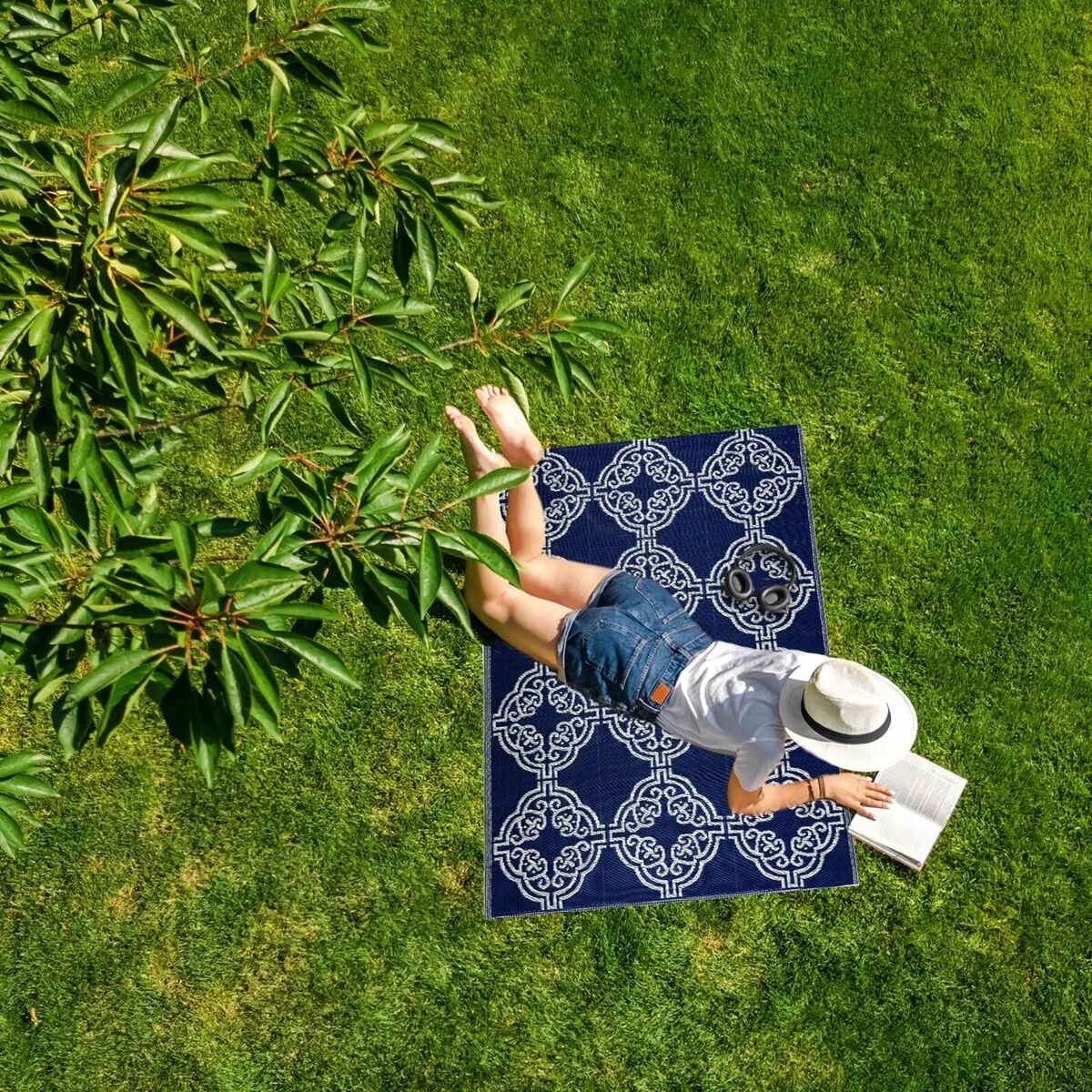 Playa Rug Outdoor Recycled Reversible Plastic Folded Mat/Rug Marrakesh Collection Lightweight & Weather. Water and UV Resistant