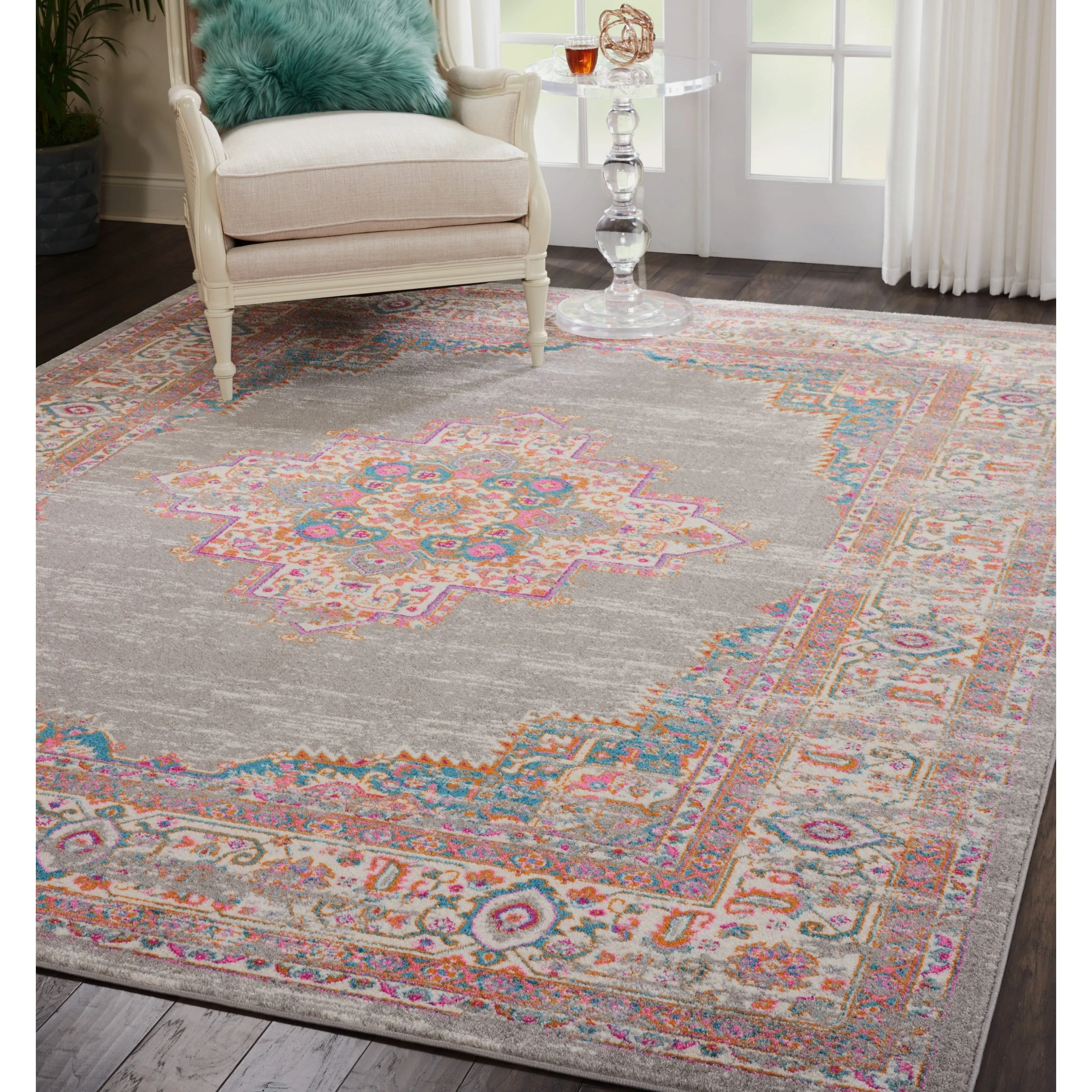 Porch & Den Dobbin Vintage Persian Medallion Farmhouse Area Rug