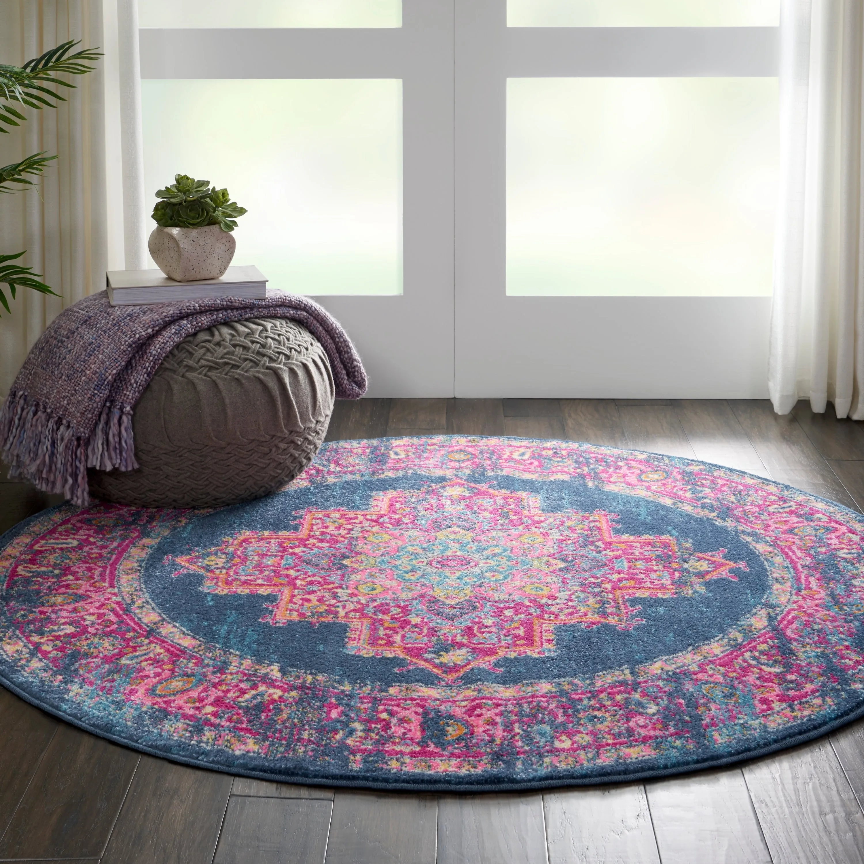 Porch & Den Dobbin Vintage Persian Medallion Farmhouse Area Rug