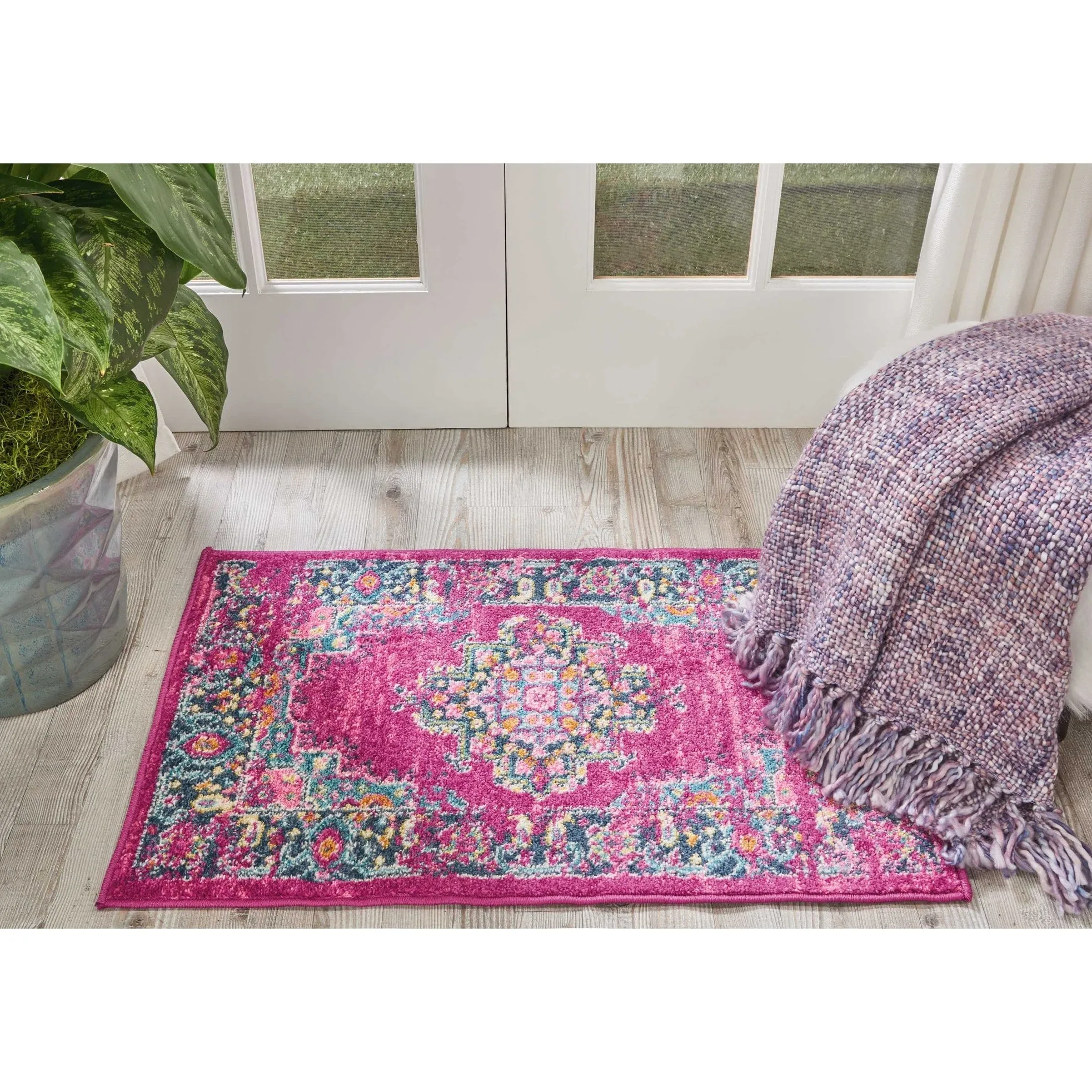 Porch & Den Dobbin Vintage Persian Medallion Farmhouse Area Rug