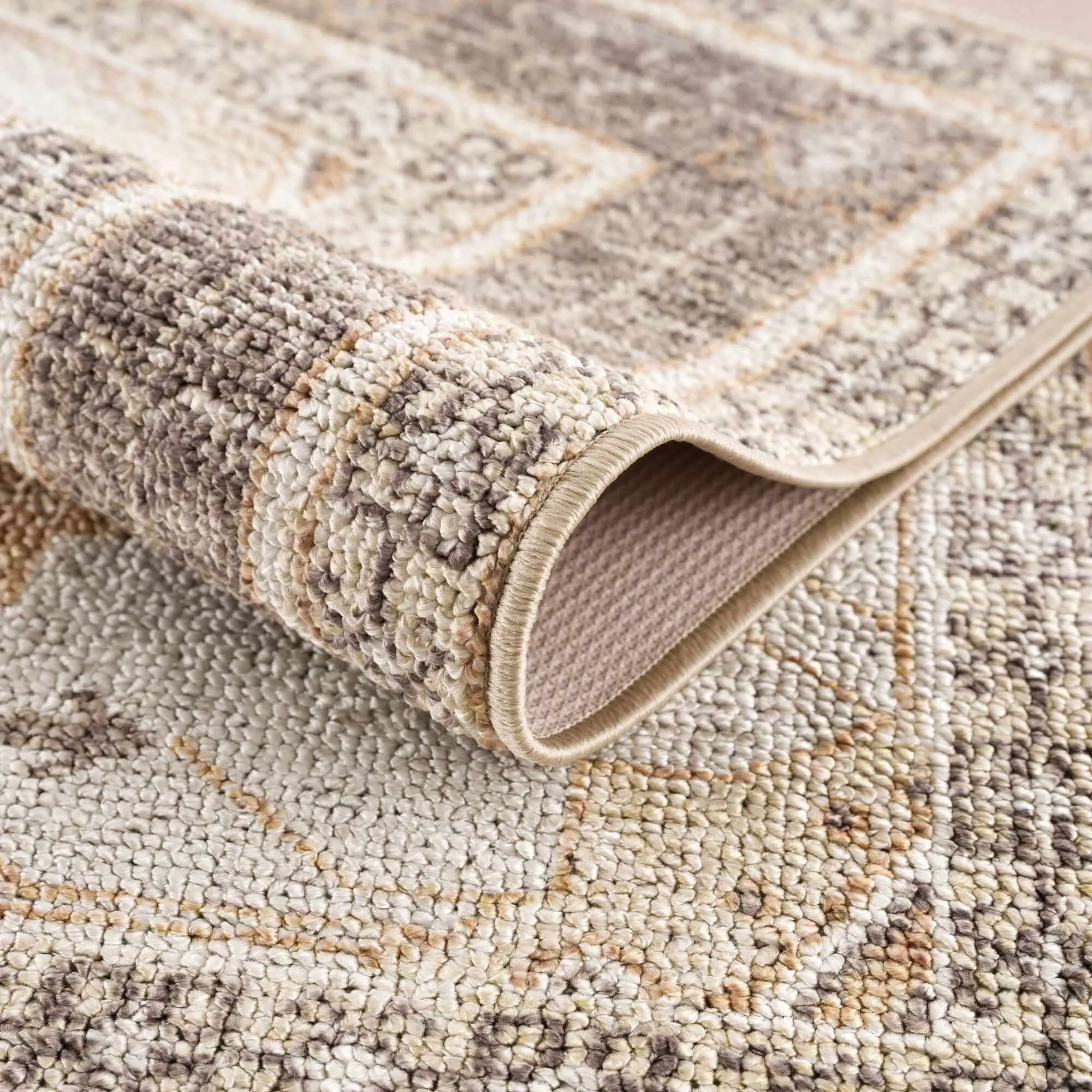 Reseca Oriental Traditional Vintage Distressed Machine Washable Area Rug